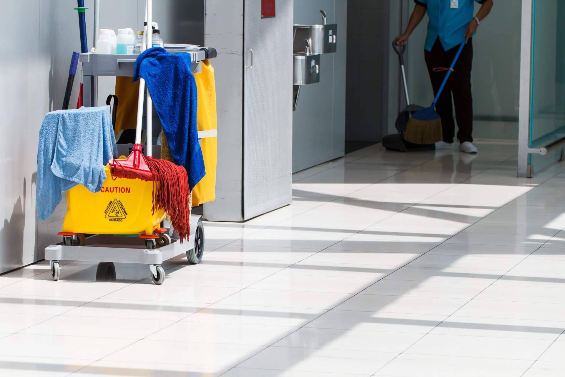 EcoCleans firma la sexta franquicia, la marca que ha revolucionado los servicios de limpieza, ya disponible en Valencia