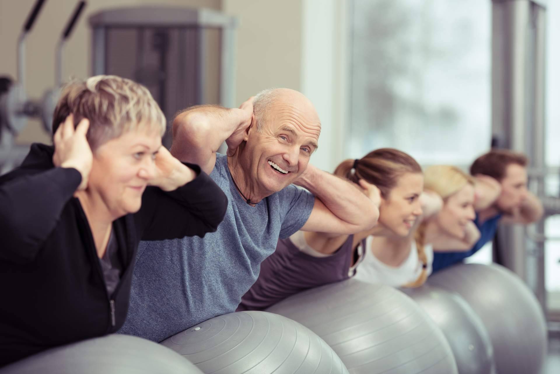 ¿Por qué es tan importante el entrenamiento fitness a partir de los 50 años?, por Salud & Fitness