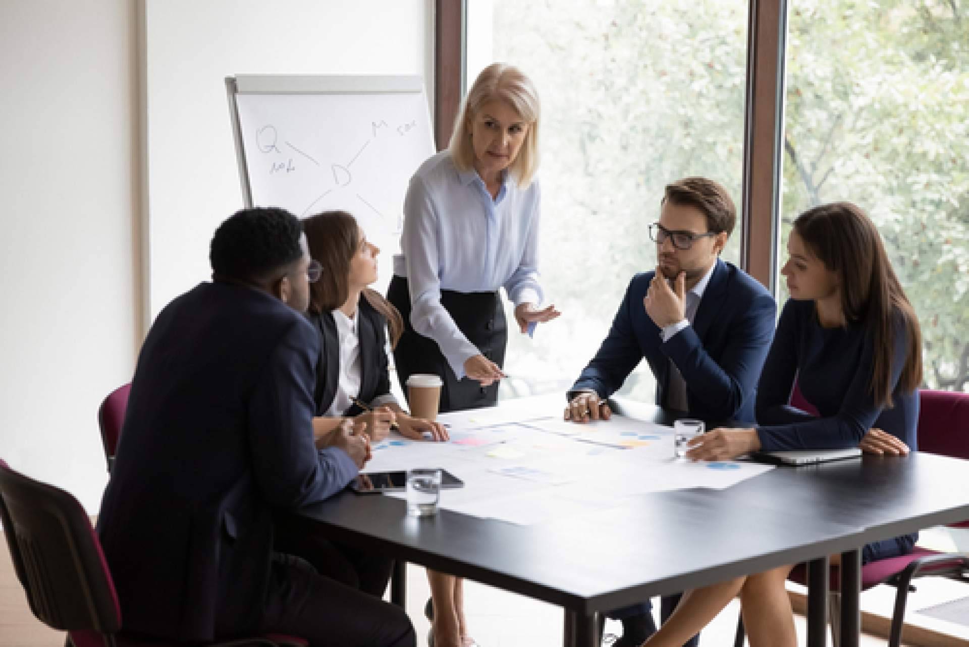La figura de la mujer en el paradigma actual de los negocios