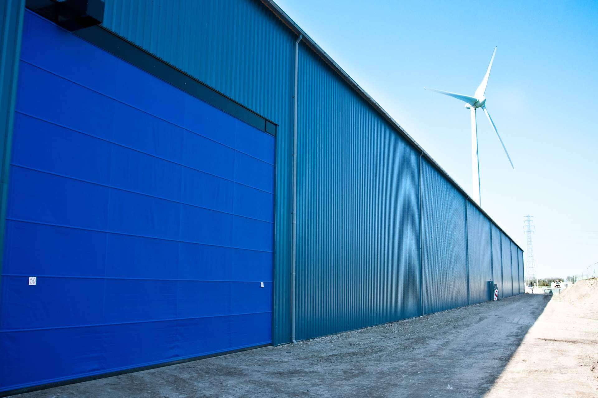 ASSA ABLOY ofrece puertas de grandes dimensiones para mejorar el desarrollo industrial