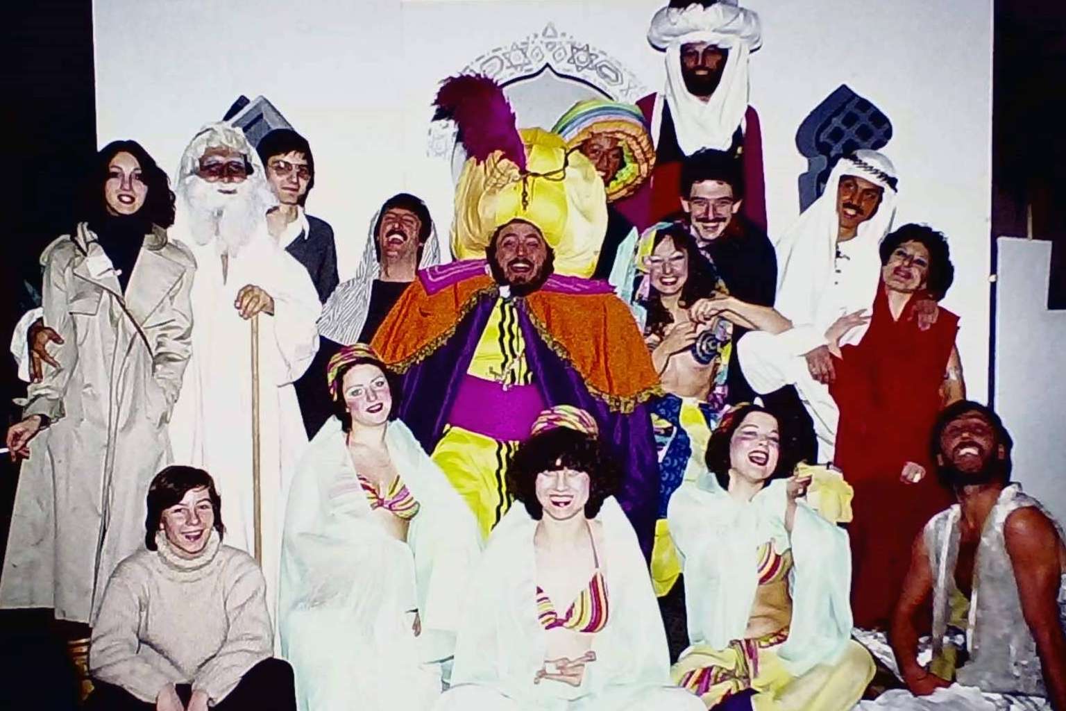 U de cuc teatre representa teatro infantil en Cataluña