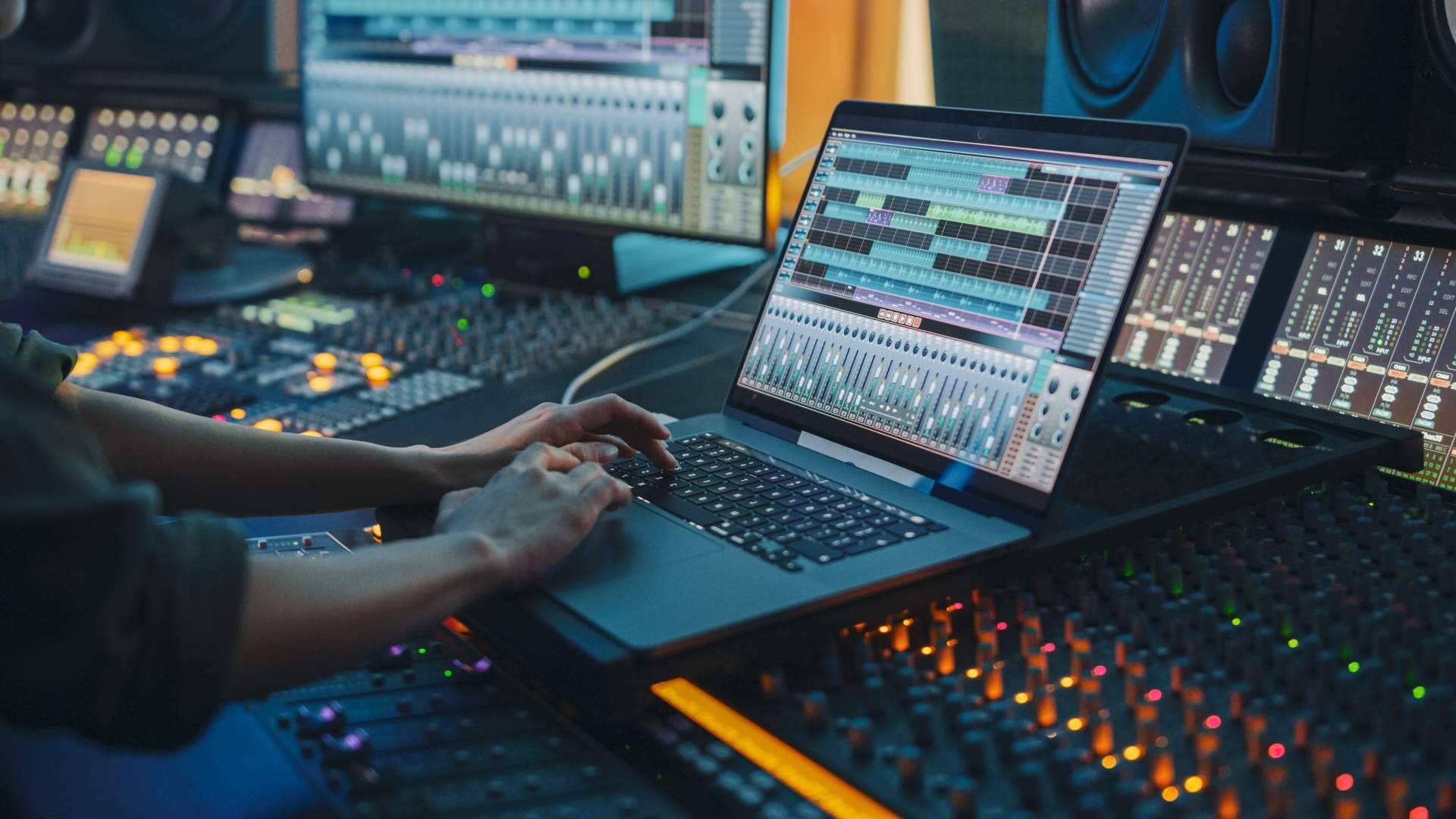 Motivos para estudiar el curso intensivo de FL Studio 20 con Mezclaka Studios