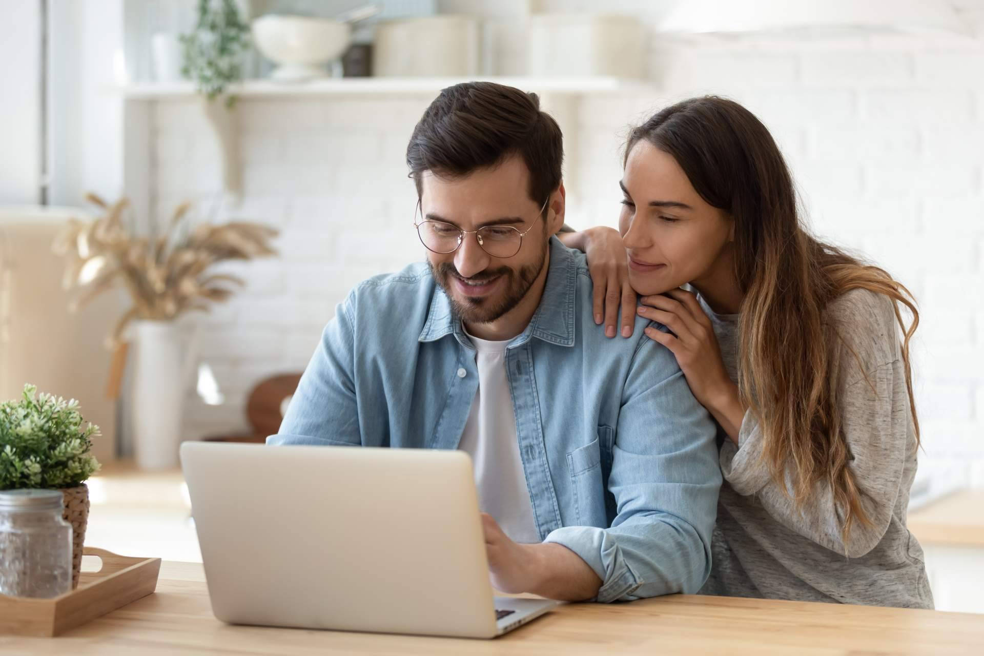 Publicar y renovar los anuncios clasificados gratis y en tiempo real con Anuto Marketplace