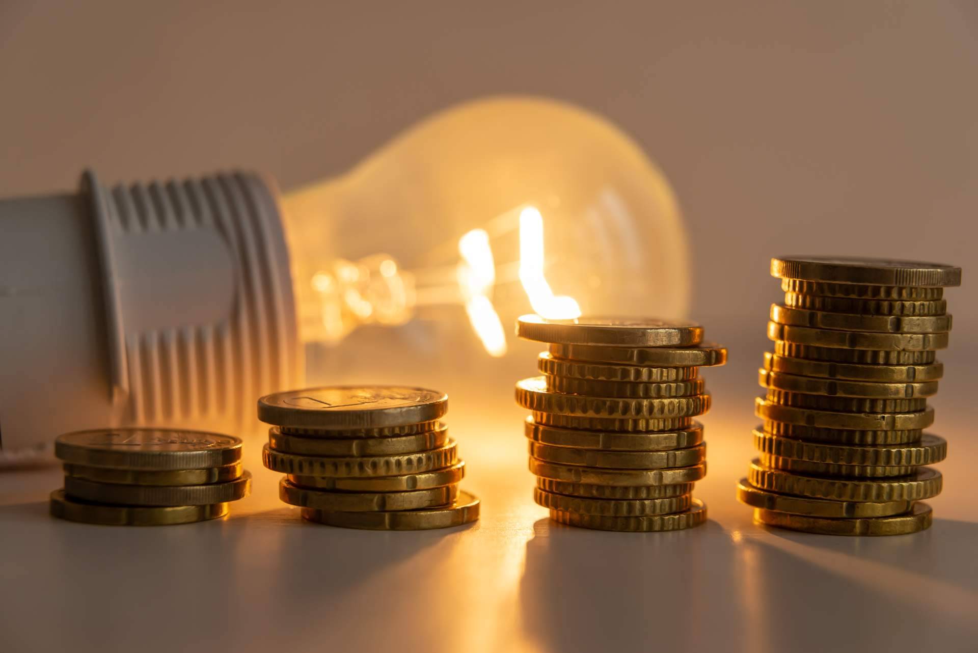 Tarífalo es un comparador de tarifas de luz que ayuda a ahorrar durante el verano