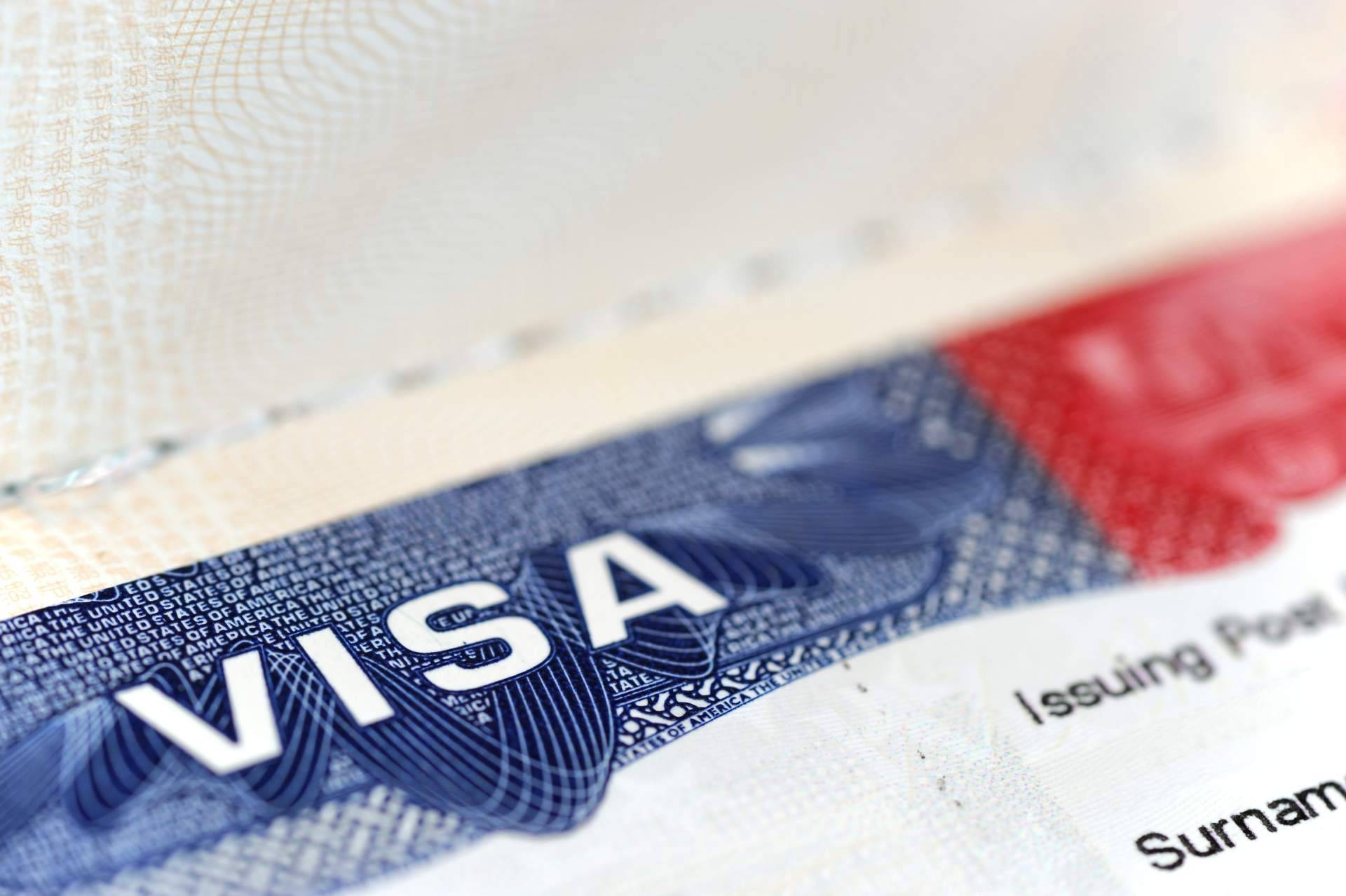¿Cuanto tiempo puede un ciudano quedarse en los EEUU cuando entra bajo Visa Waiver o ESTA?
