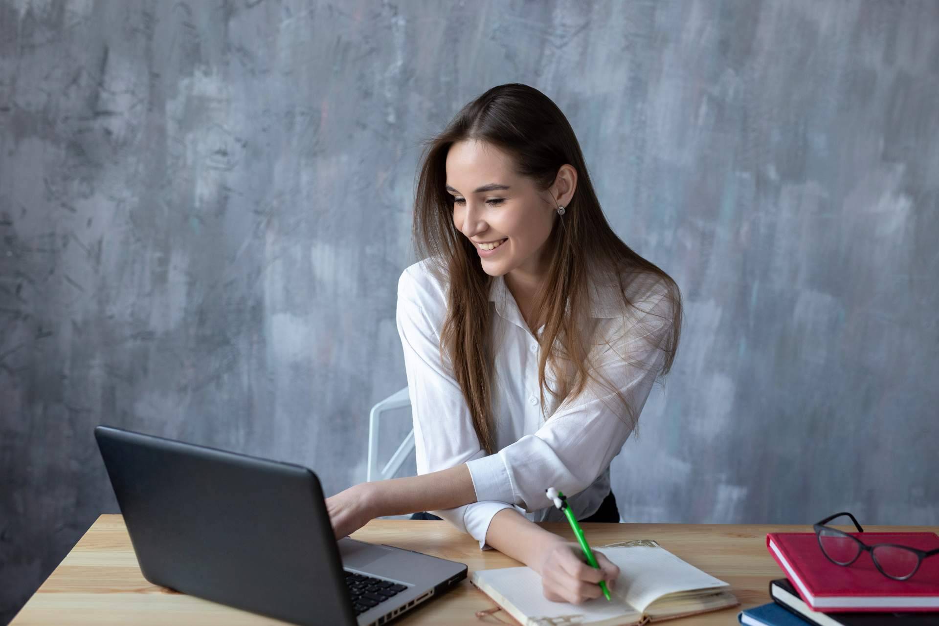 Los beneficios de estudiar intermediación financiera en Surge Centro de Estudios