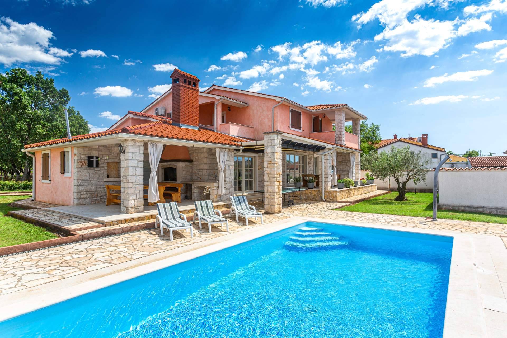 Encontrar la villa vacacional ideal en Mallorca con Reservatum