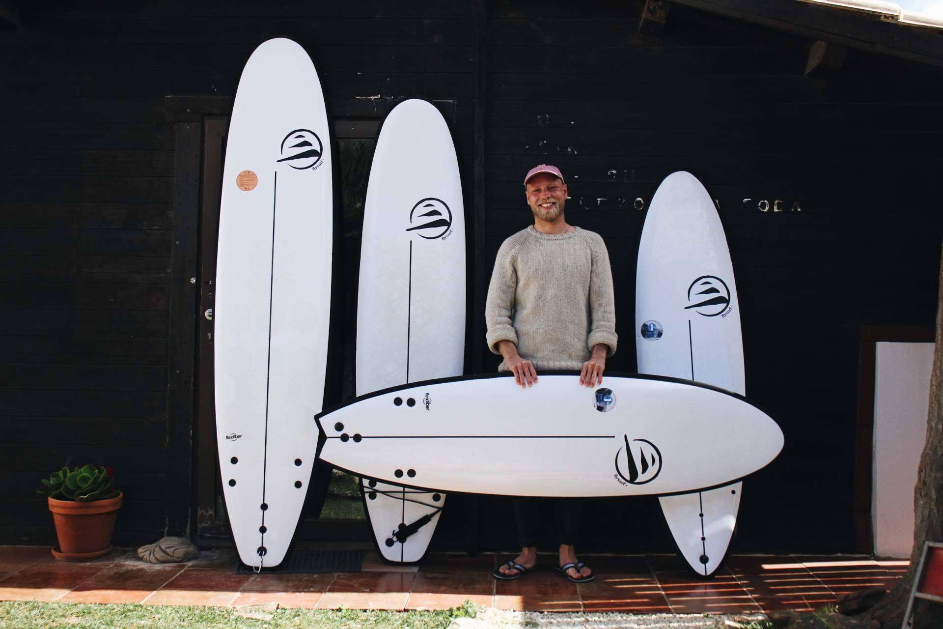 ¿Cómo escoger la tabla de surf adecuada para empezar en el mundo del surf?