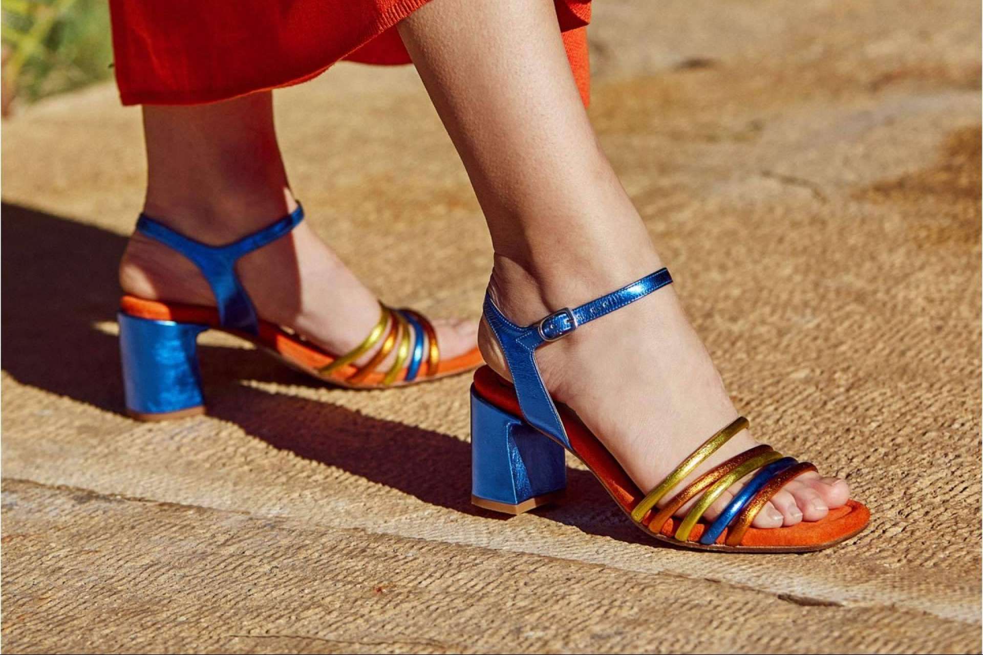 Sandalias planas para vivir el verano con estilo y comodidad