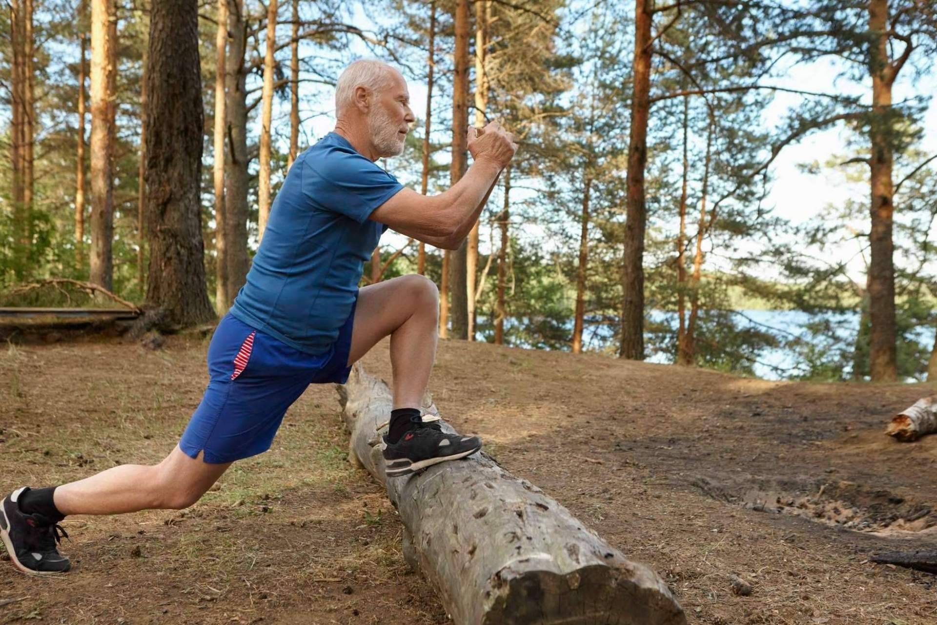 Ponerse en forma a partir de los 60 años no es una locura, con el personal trainer Óscar Ródenas