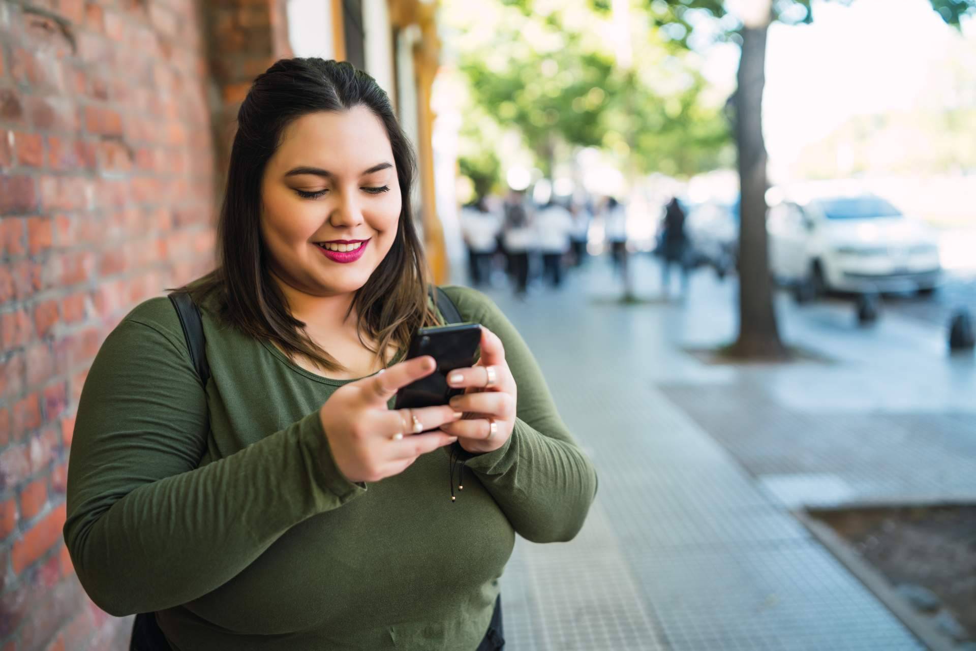 La solución tecnológica para optimizar la comunicación y coordinación del personal de una empresa, con Ommnio