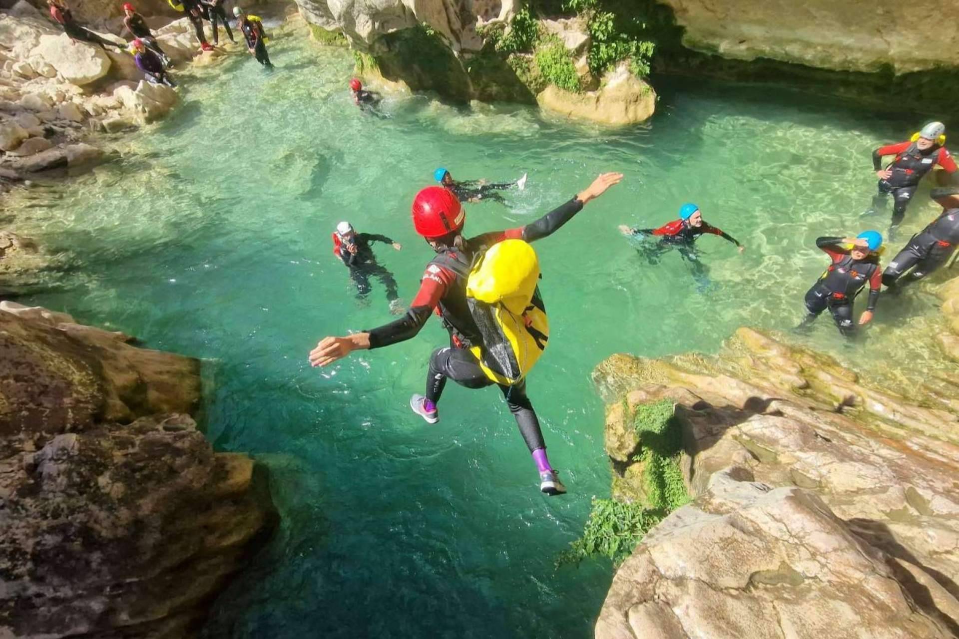 Hacer barranquismo en Sierra de Guara es una experiencia única con Canyoning Sierra de Guara