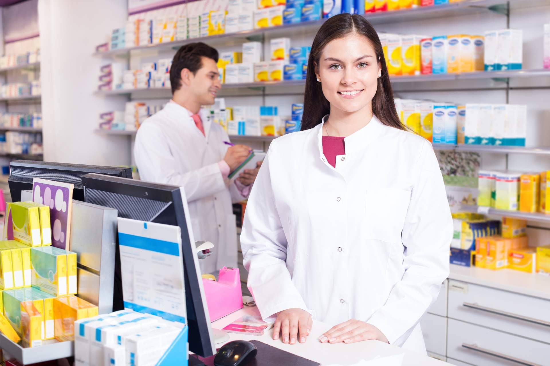 Nuevos productos en tienda física y online de la Farmacia del Paseo, beneficios para todos los clientes