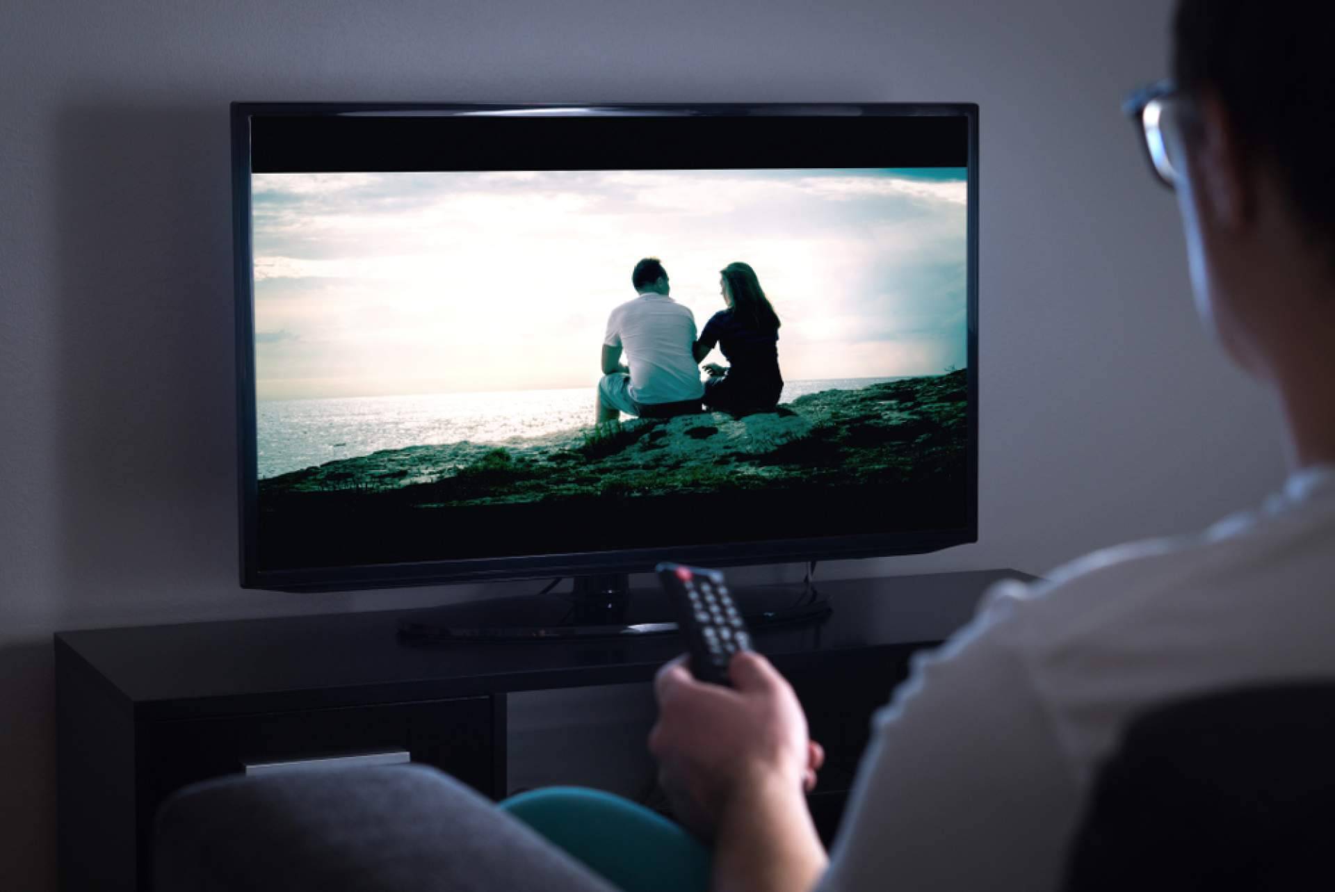 Magnificar las emociones a través de la gran pantalla de TCL TV XL COLLECTION