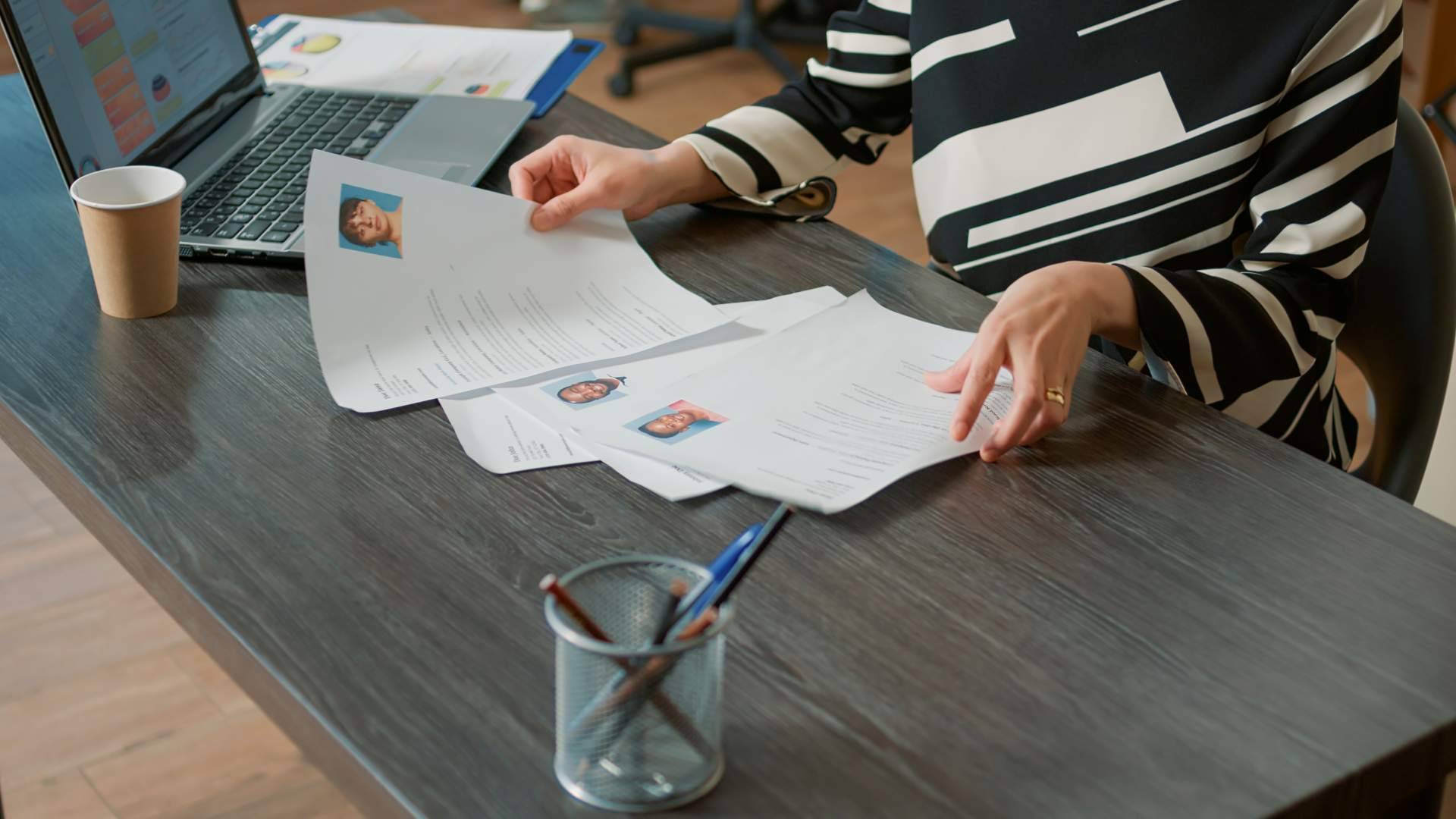 Las características del proceso de contratación de Hirint
