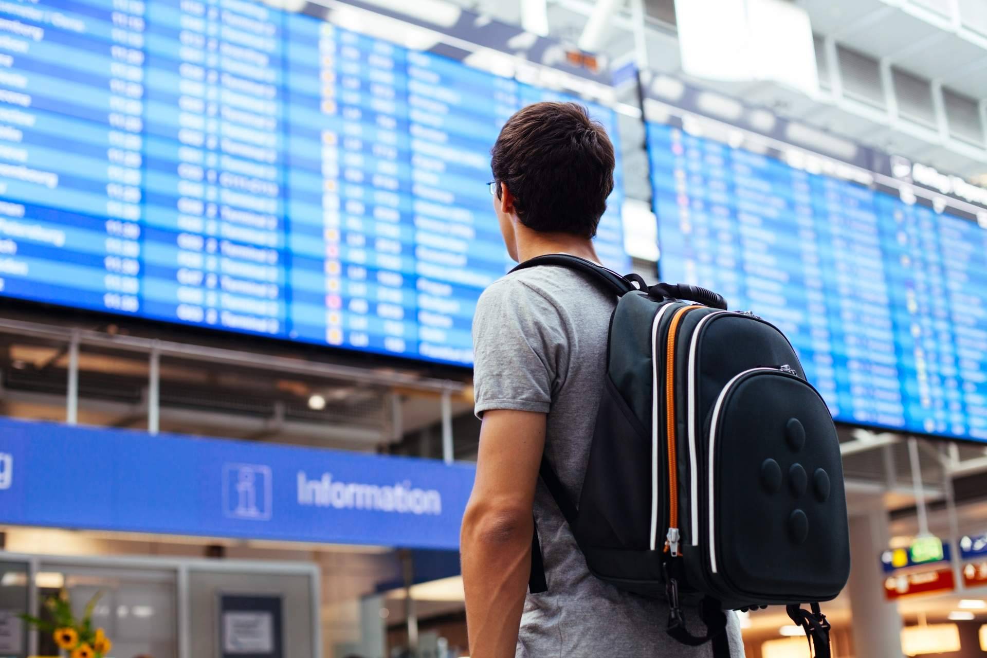 Indemnización de más de 5600 € para una familia madrileña al reclamar el retraso de su vuelo y pérdida de equipaje