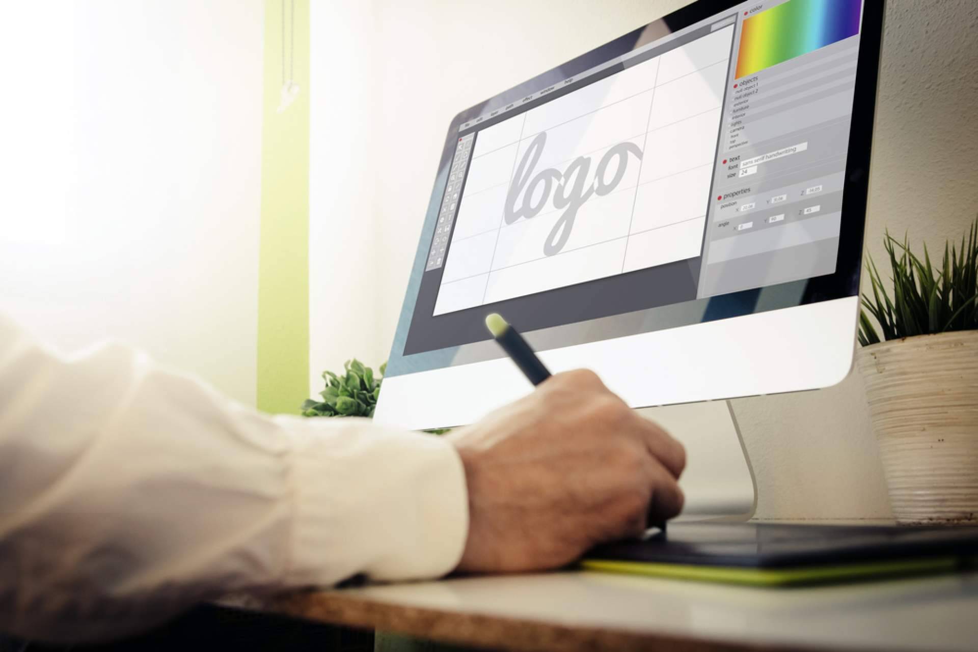 AIFINDY ofrece herramientas de inteligencia artificial para el diseño de logos