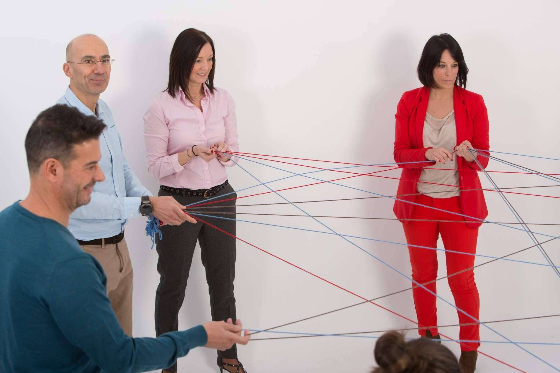 ¿Cómo se toman las decisiones dentro de un equipo autogestionado?