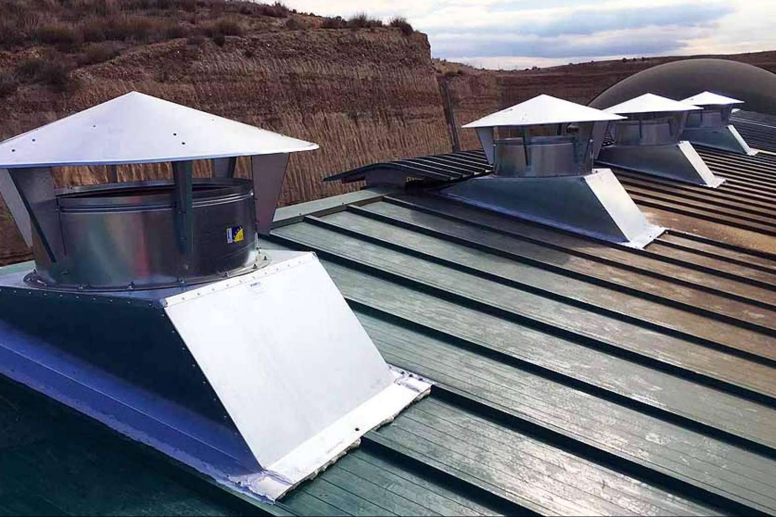Calentamiento por olas de calor de naves industriales