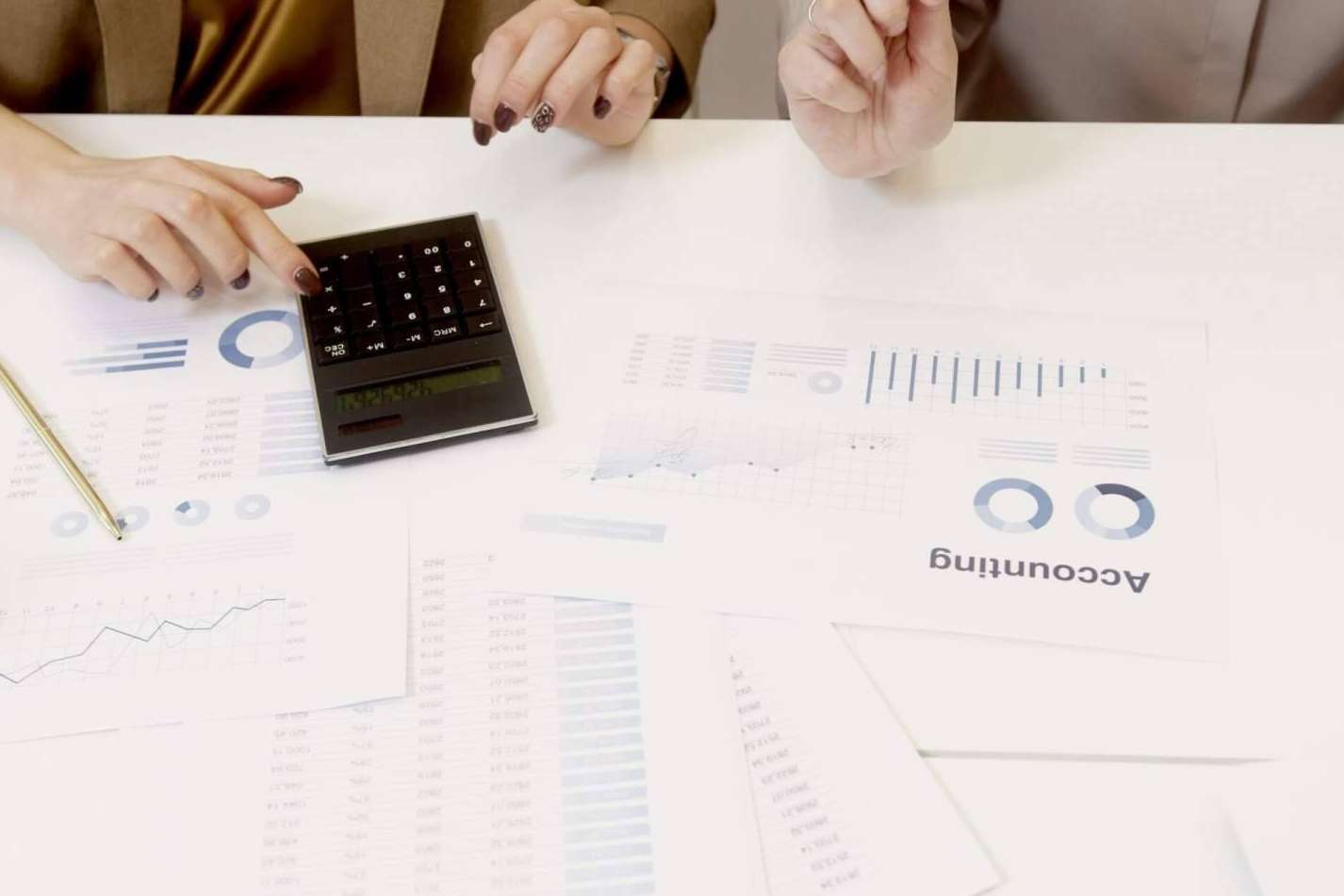 La gestoría y la asesoría contable son fundamentales para una administración eficiente de impuestos y finanzas