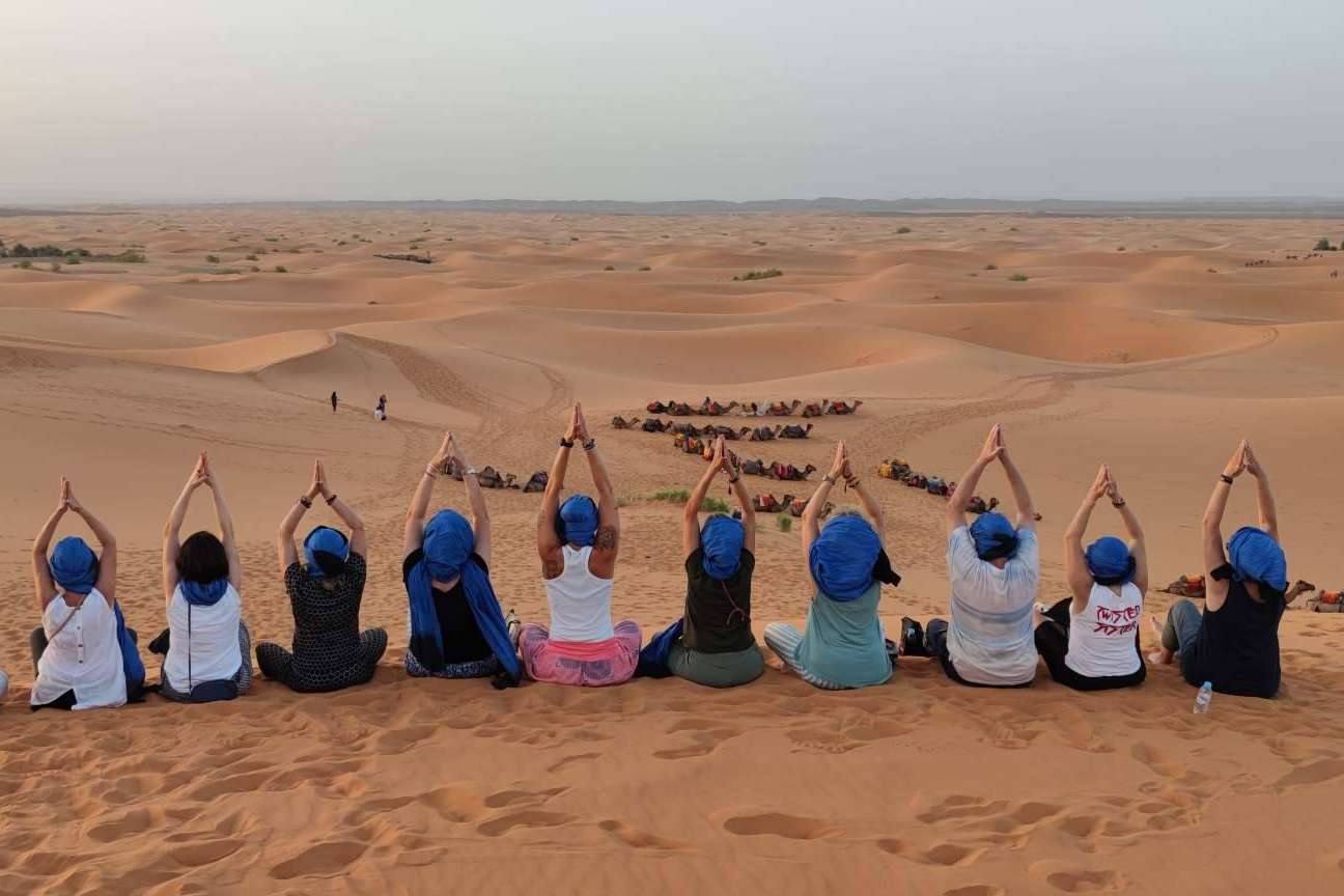 Meditar en el desierto de Merzouga con eeMindful