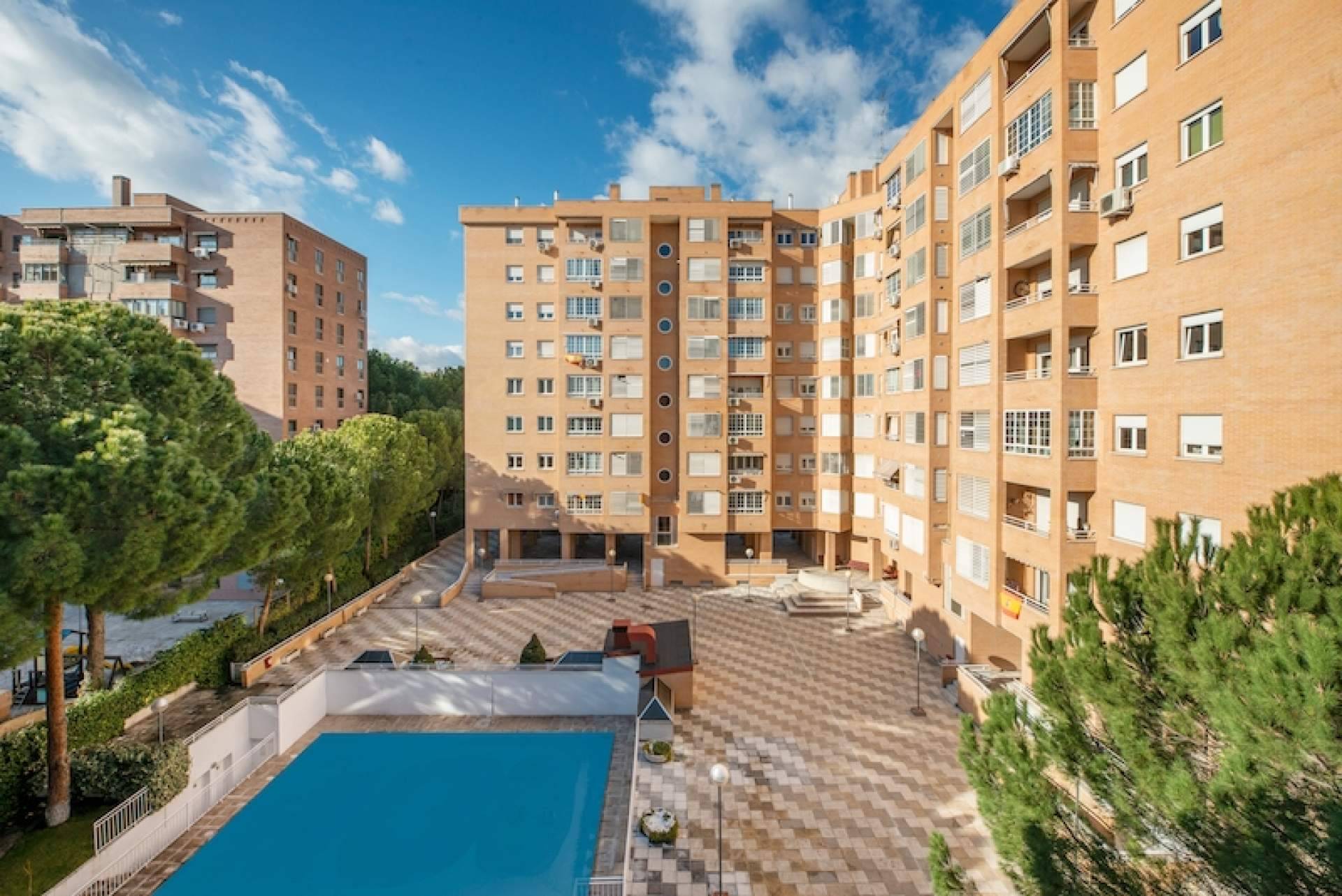 Acompañamiento y asesoría a propietarios con piscinas comunitarias, de la mano de Gasto Neto