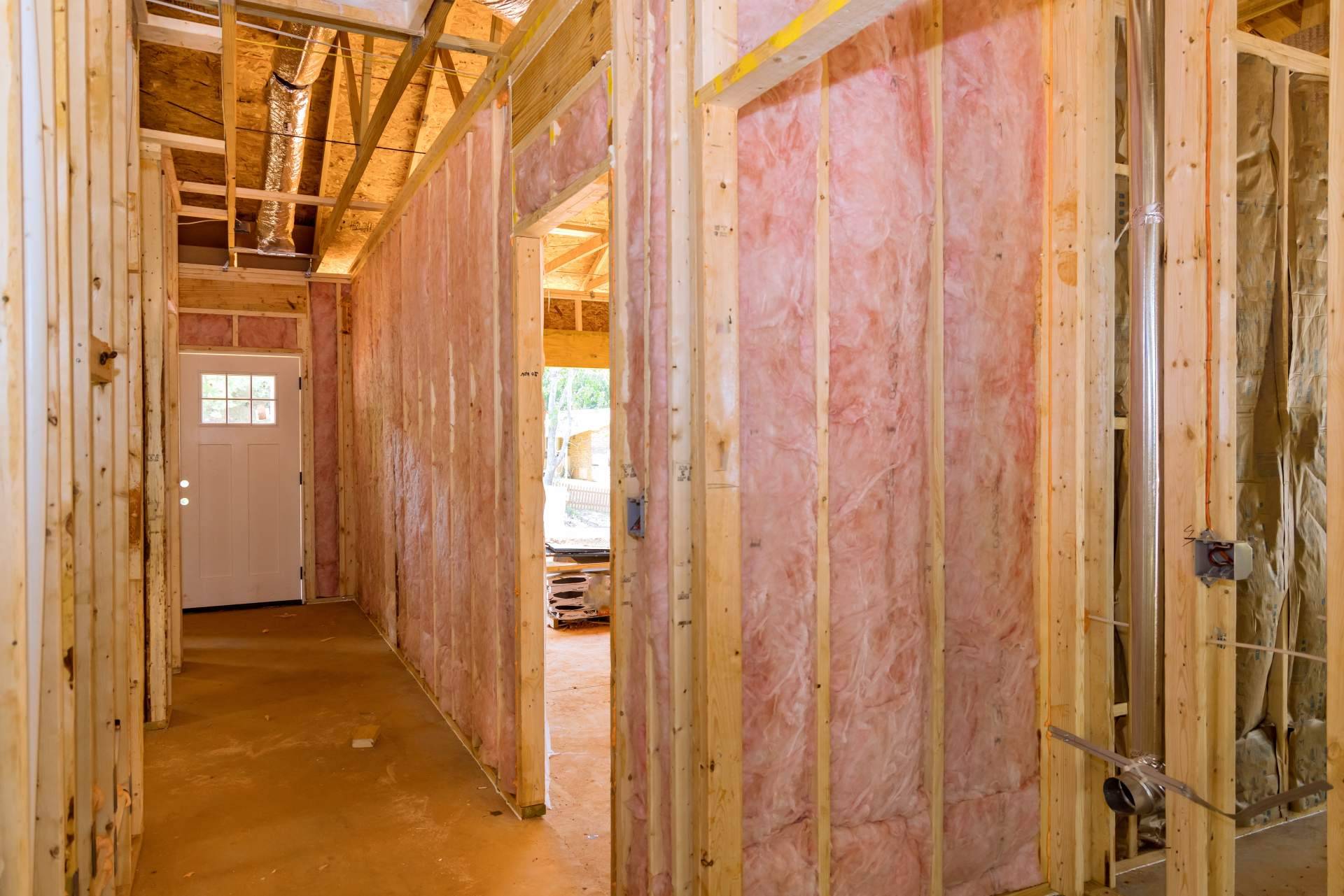 ¿Cómo aislar correctamente la vivienda para hacer frente a las temperaturas y ahorrar en la factura de luz?
