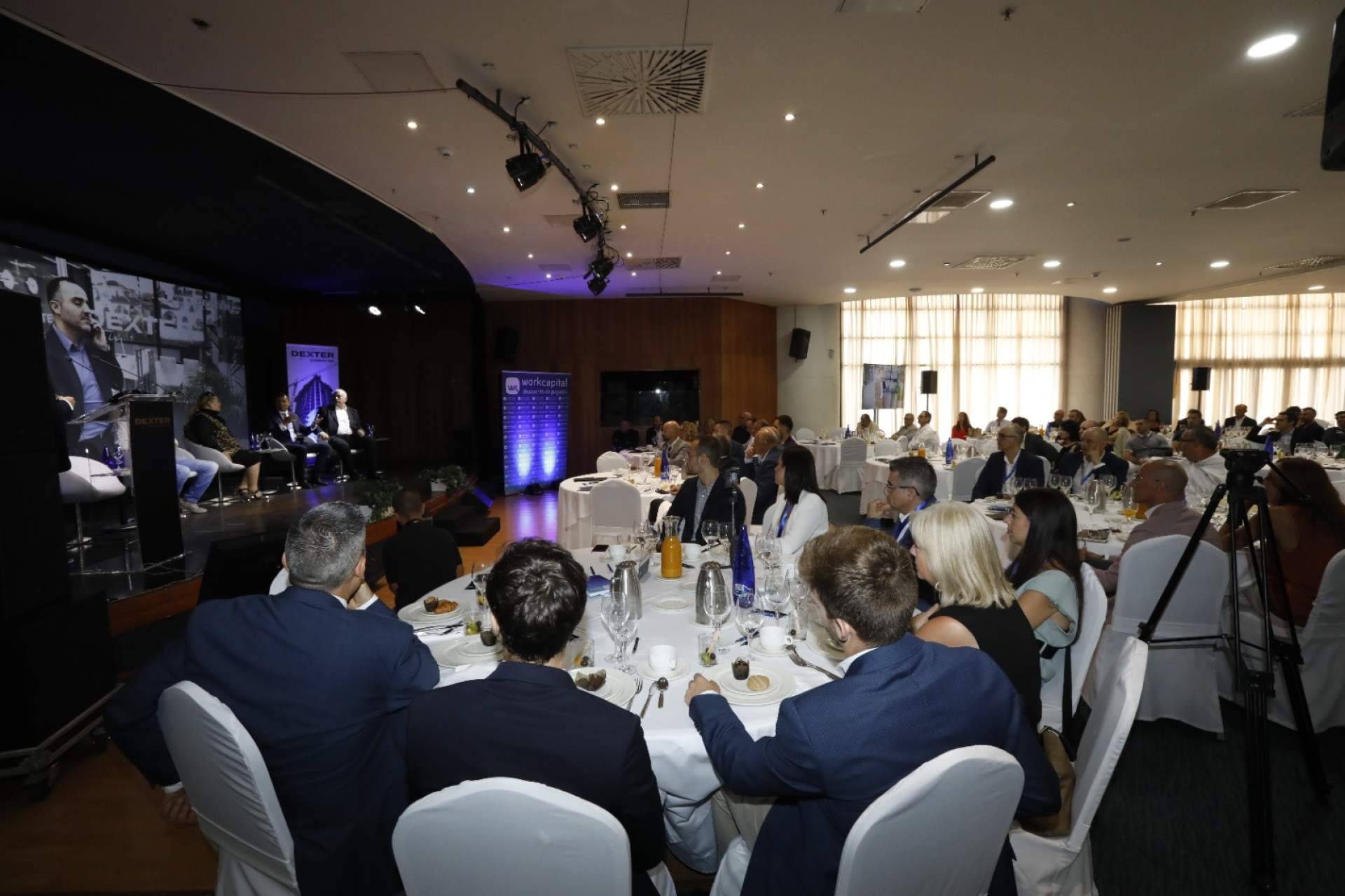 200 empresarios en Benidorm en el 'FORO DEXTER - Comunidad Valenciana'