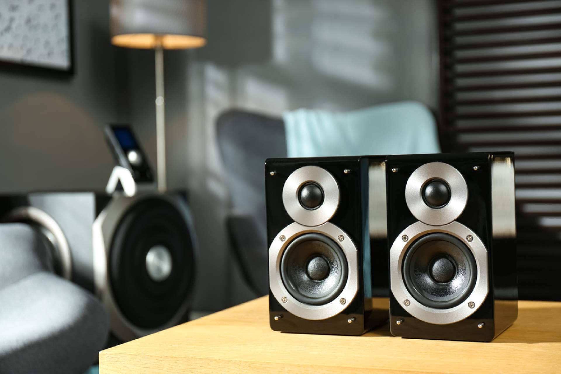 Ofertas Tecnología cuenta con ofertas para altavoces, barras de sonido y otros productos de audio