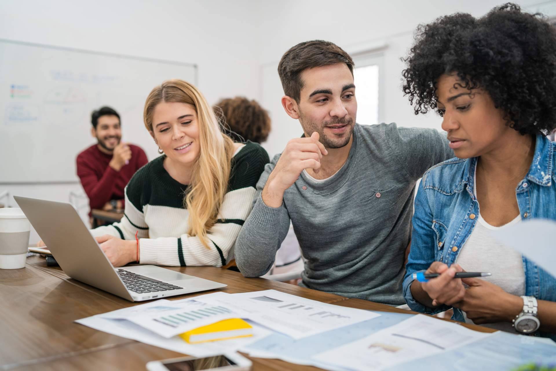 Reforzando el visado en 2023, trámites para estudiantes extranjeros en España