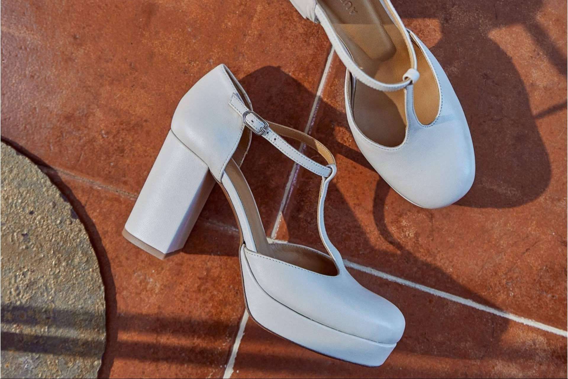 Una marca que diseña zapatos para verano Audley