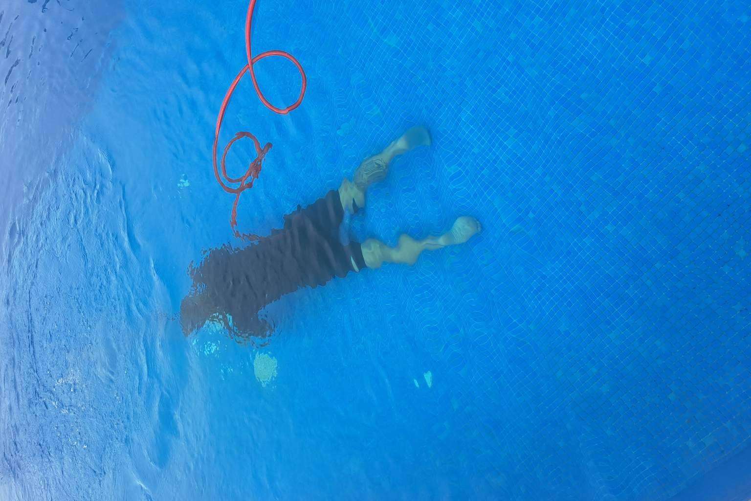 No Más Fugas permite localizar una fuga en piscina
