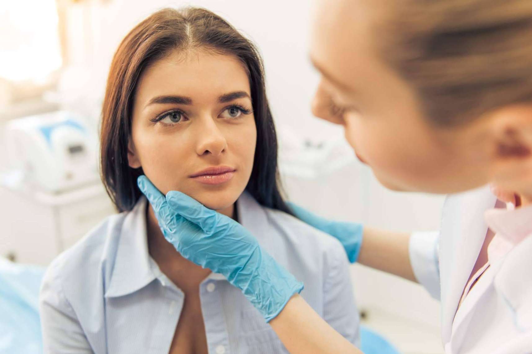 Dermasthetic presenta su Formación en Medicina Estética con diploma universitario