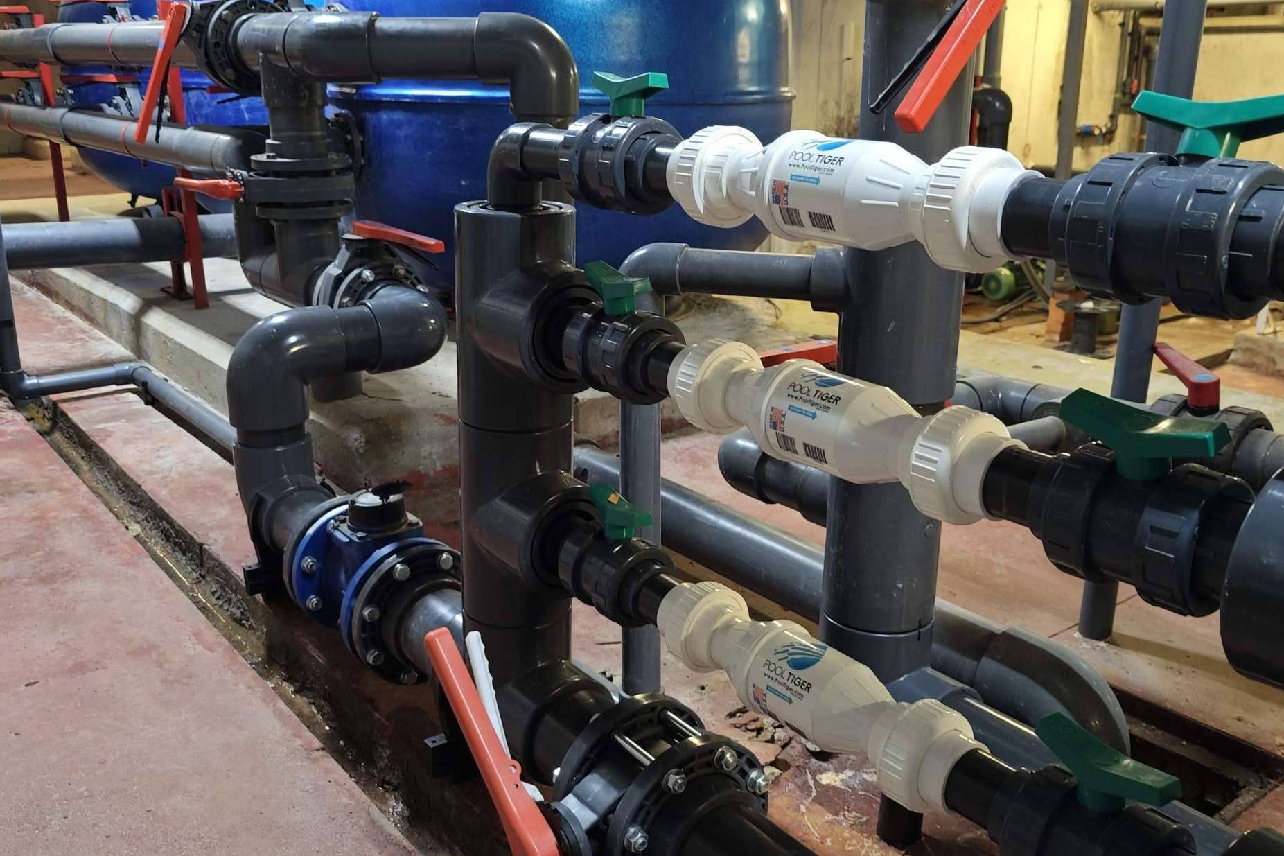 Tratamientos de agua y mantenimiento de piscina, con PoolTiger