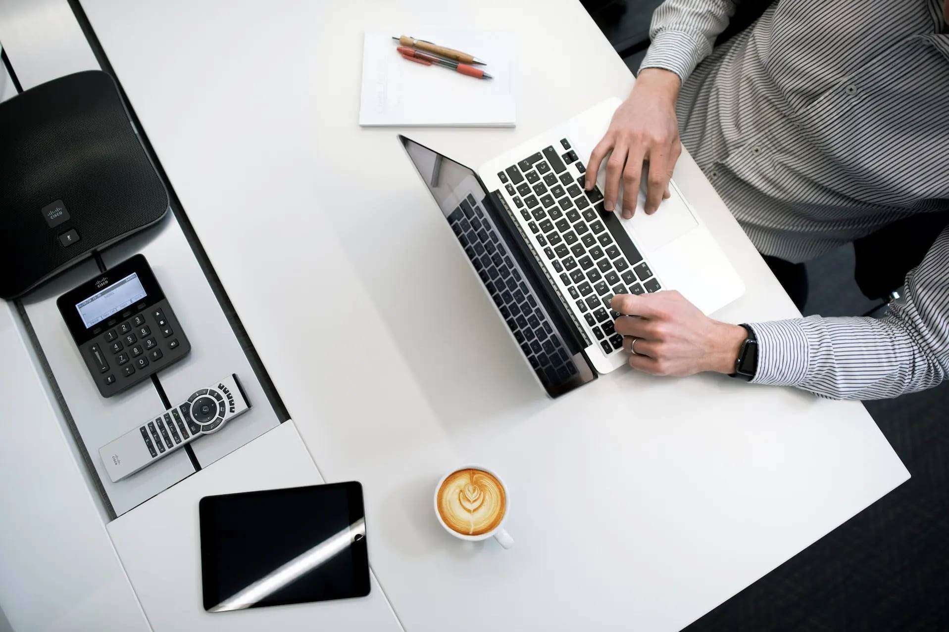 Cuáles son los beneficios de contratar a un traductor profesional especializado