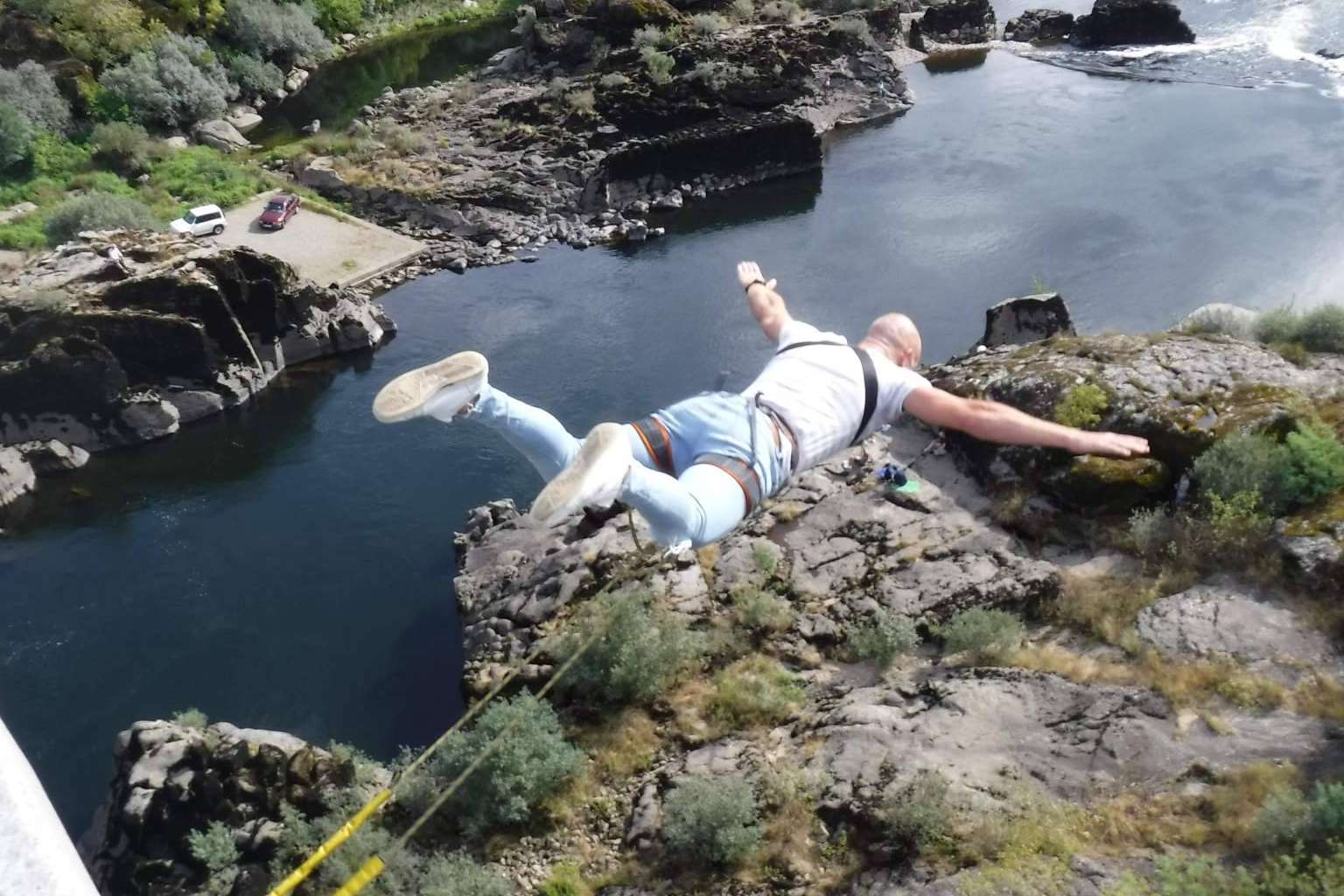 Realizar puenting en Galicia con Turac Aventura