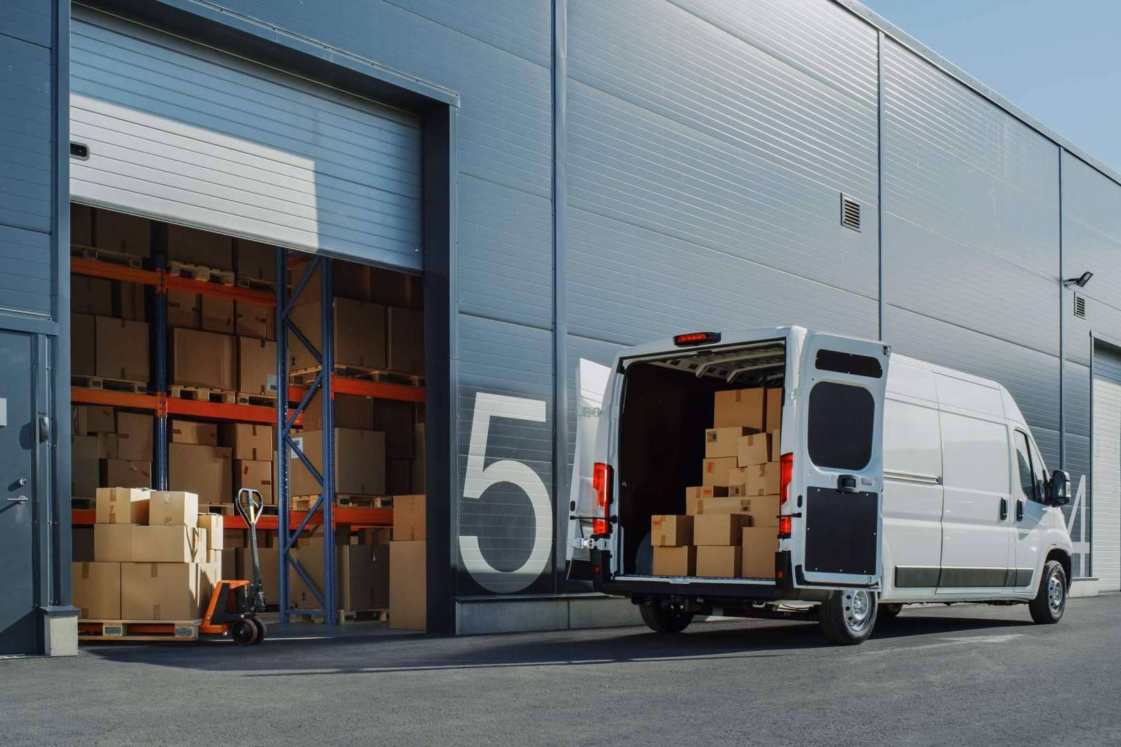 Las soluciones a los negocios de transporte de mercancías de WeMob