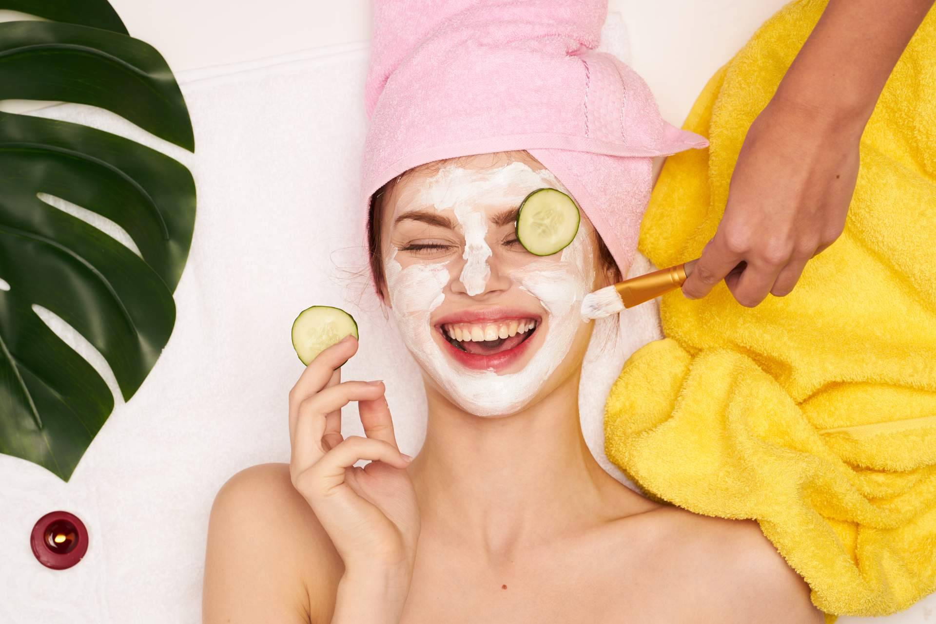 HerbaClock ofrece una amplia gama de cosméticos naturales