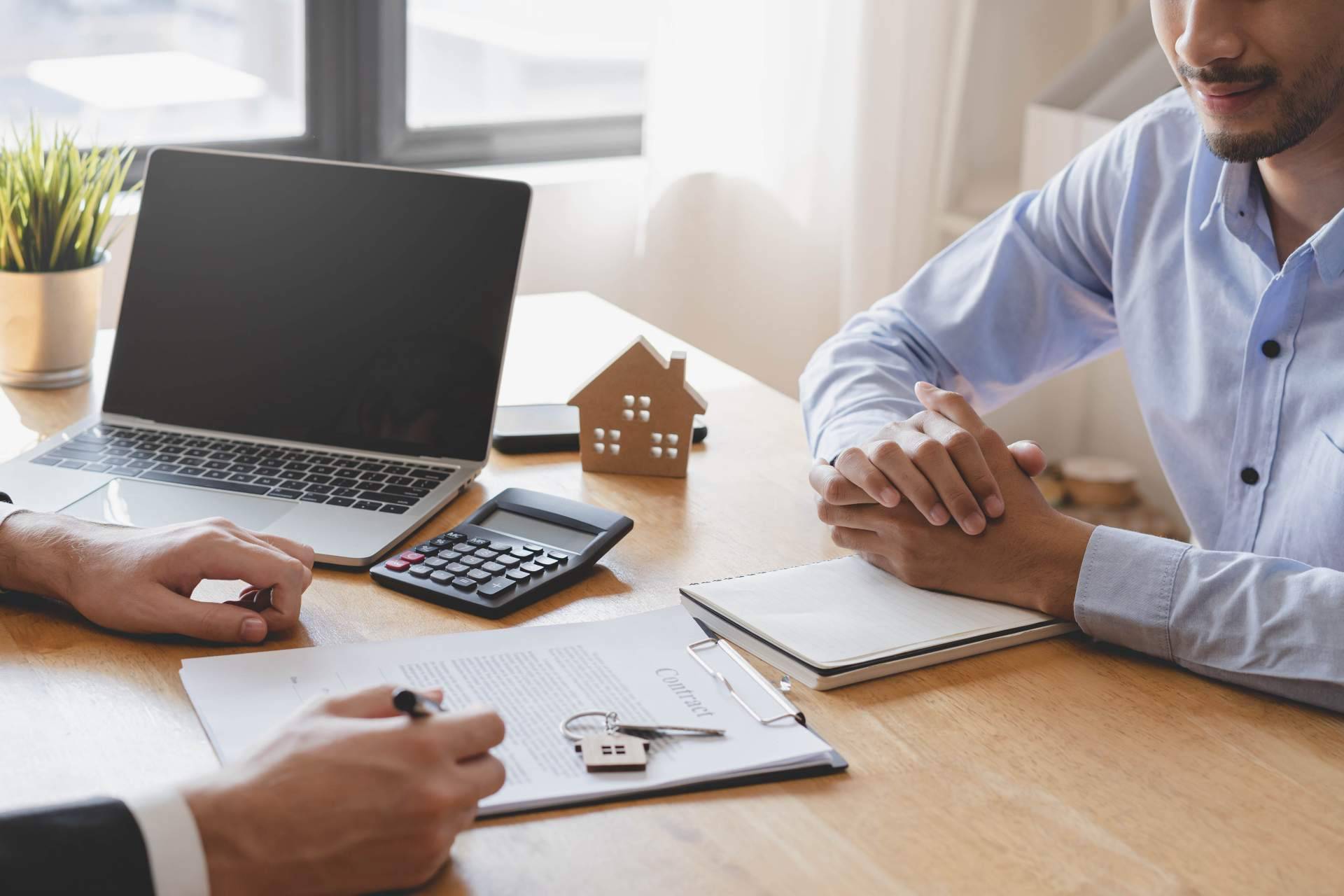 Así es la empresa que ayuda a mejorar las condiciones de la hipoteca cambiándola de banco