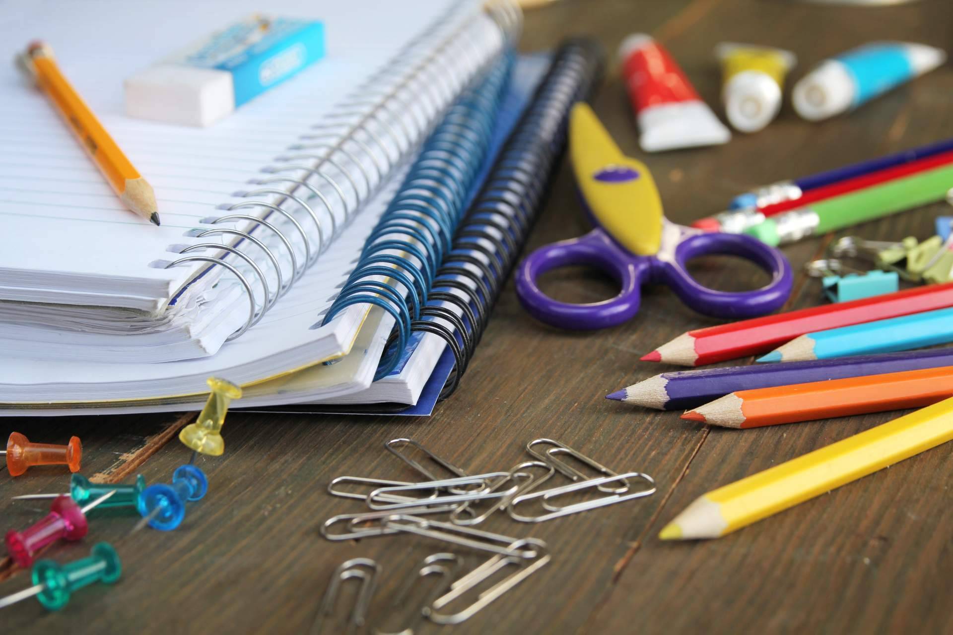 Material educativo gratuito en la página web Comecocos de papel