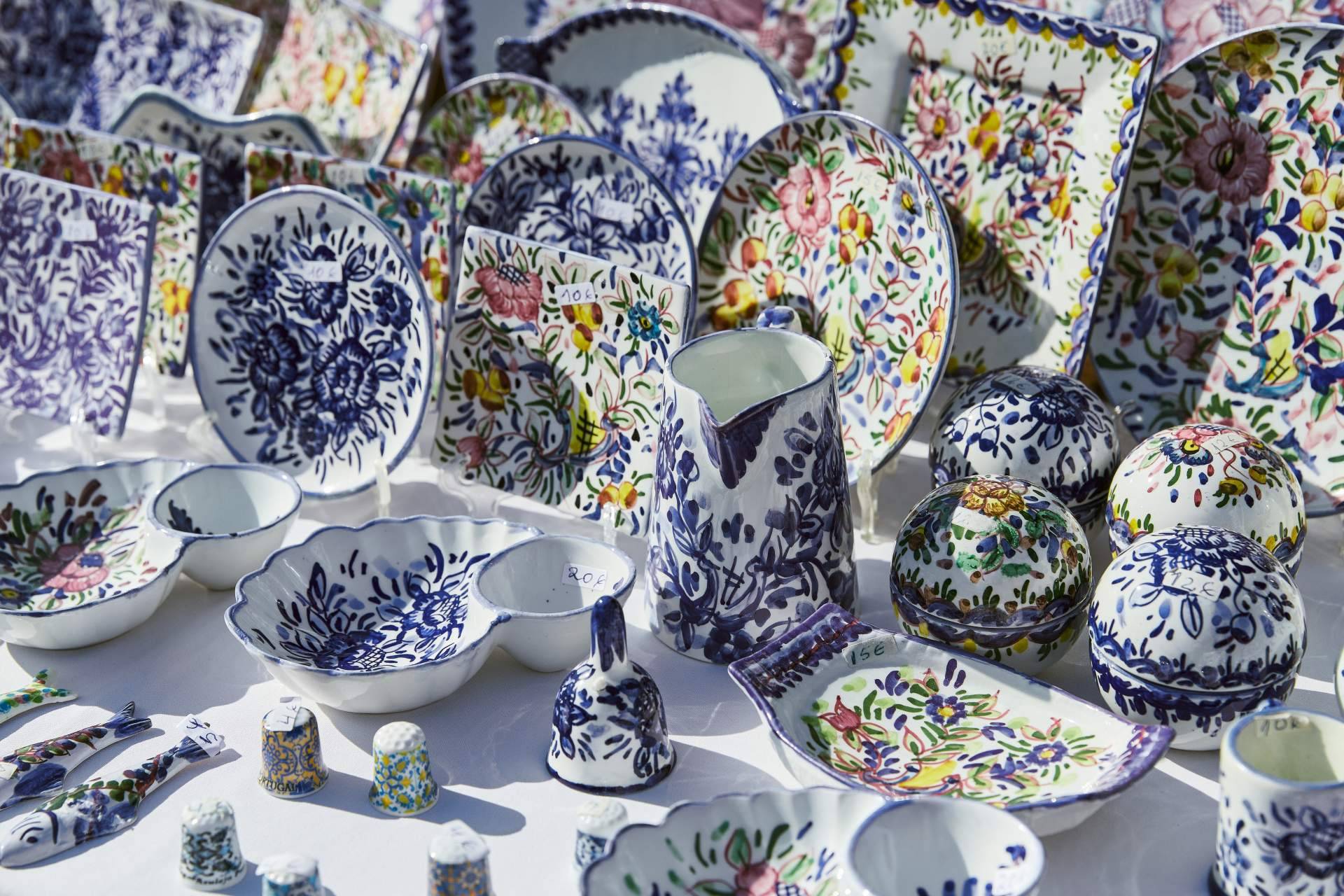 Souvenirs de cerámica y belleza artesanal