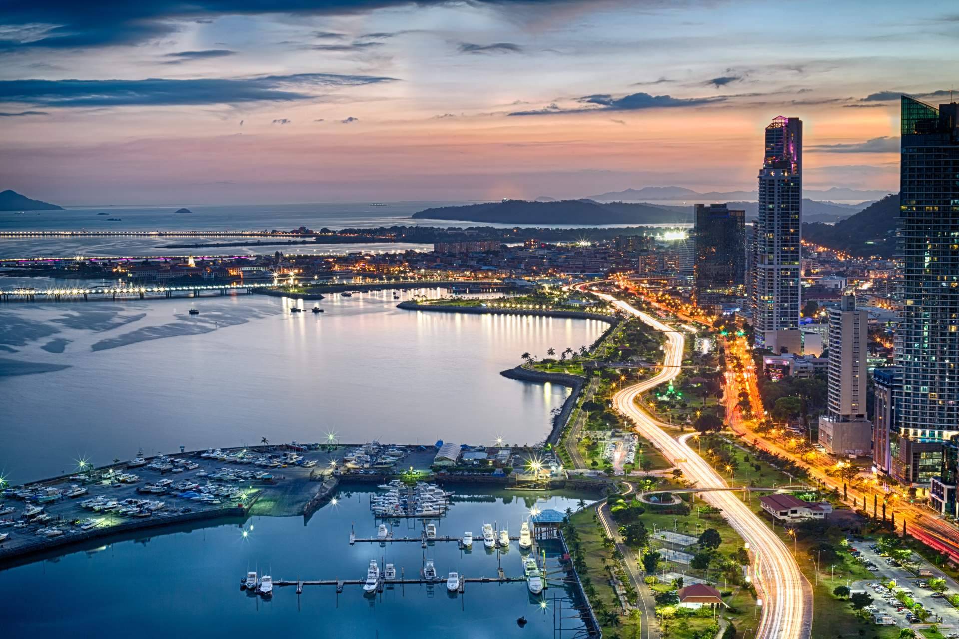 8 razones por las que invertir en Panamá, por Grupo Los Pueblos