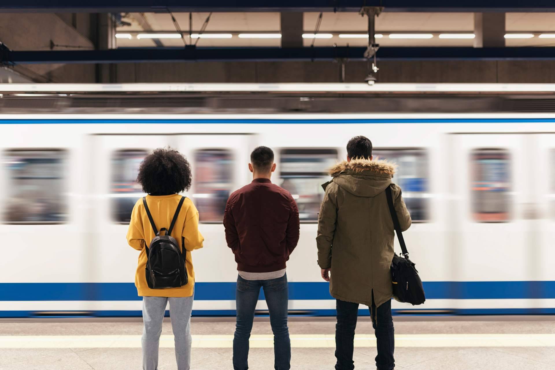 Estrategias de publicidad en metro con Accicast