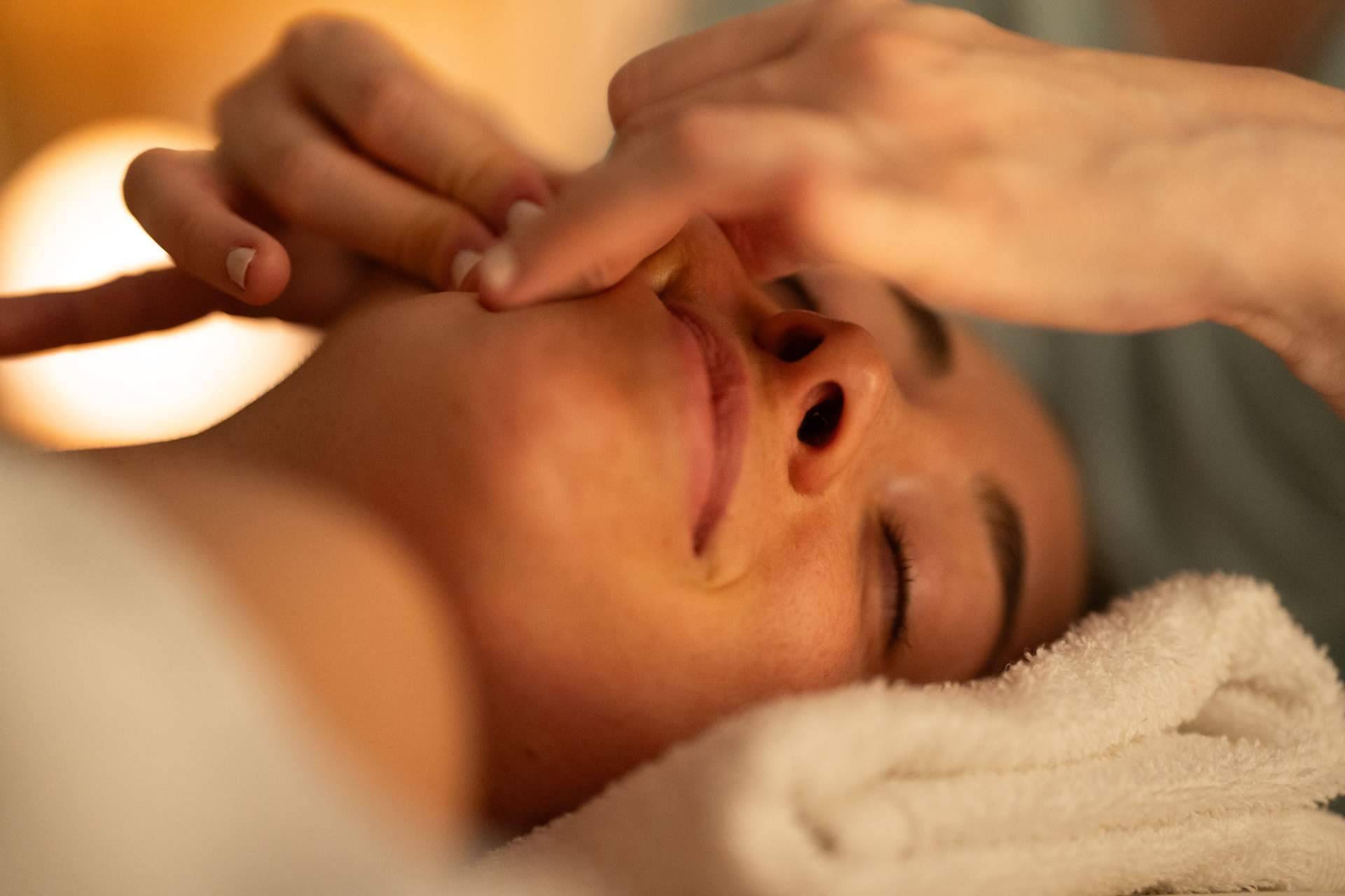 Acerca del masaje facial japonés de The Garden
