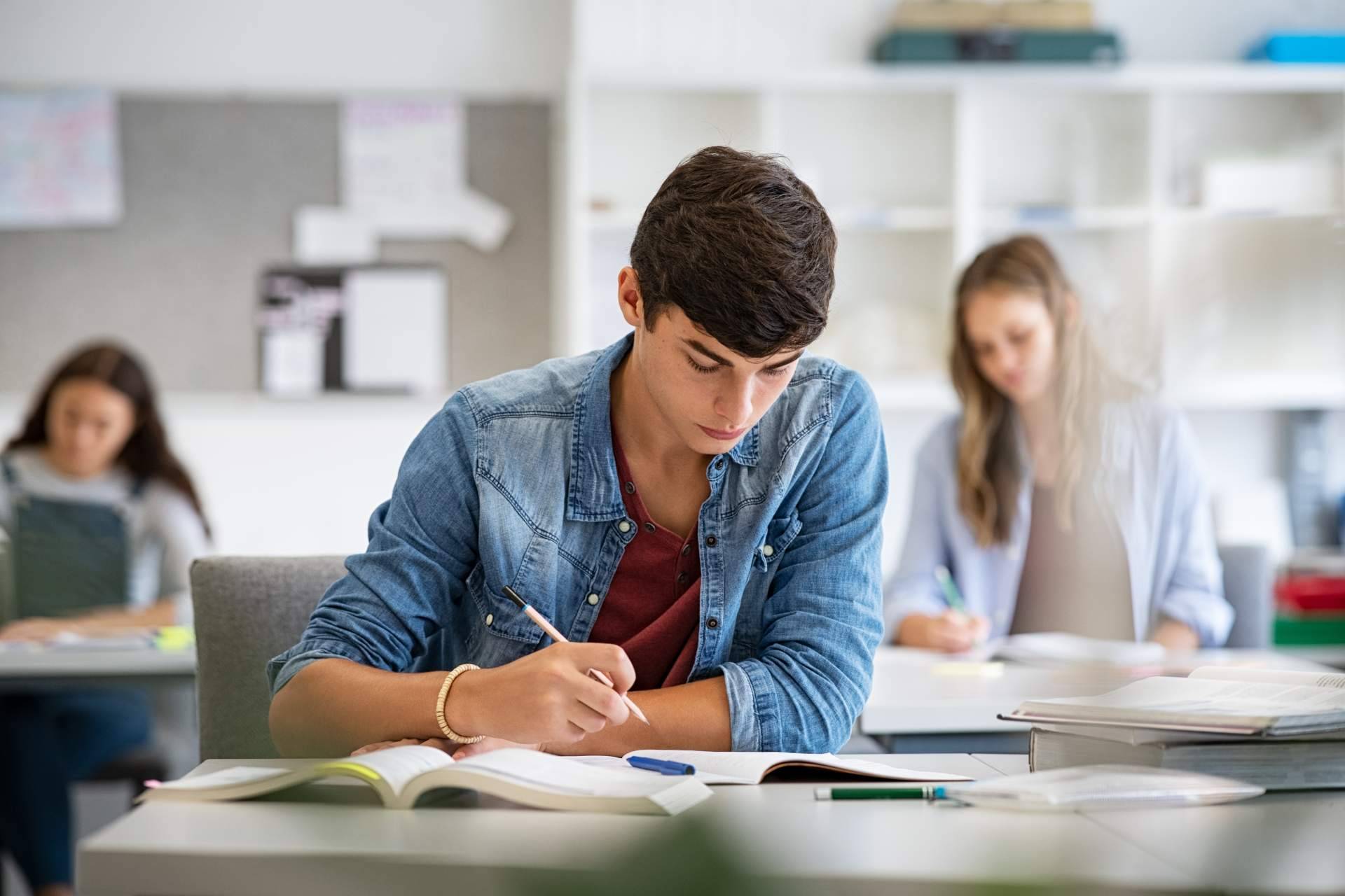 ¿Cómo prepararse para un examen? Escuela de la Memoria ofrece algunos consejos