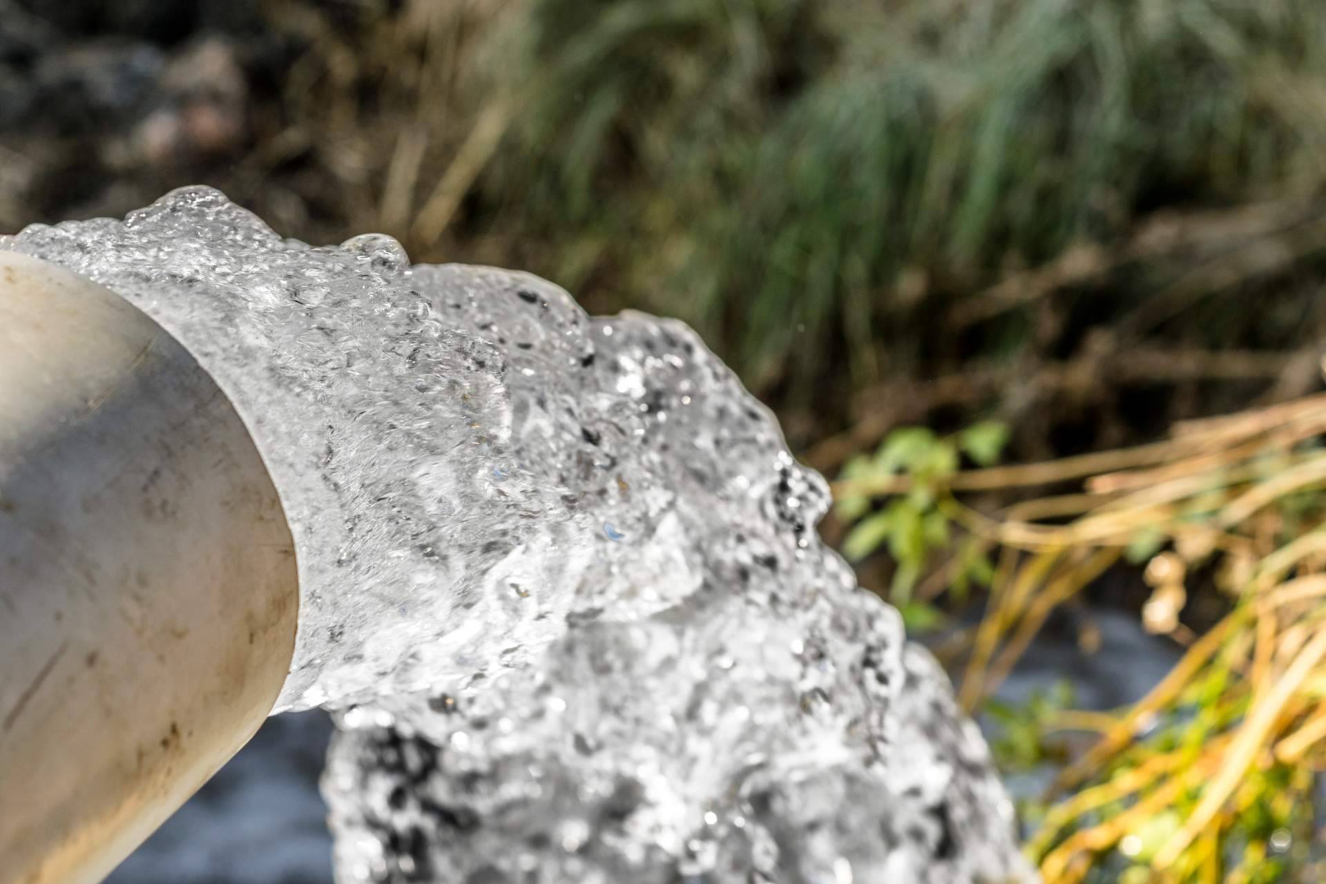 ¿Cuáles son las principales ventajas de la bomba de agua solar Ebosun, disponible en Solarbex?