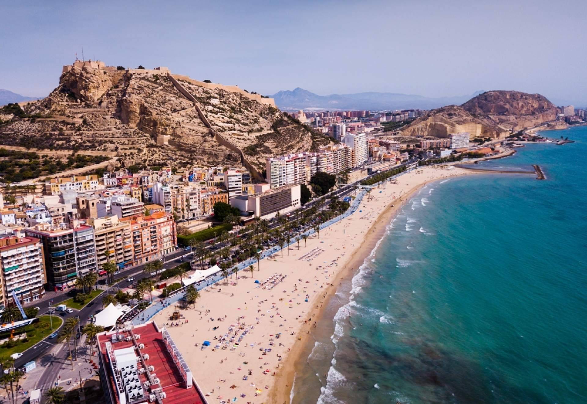 HOME TARGET dispone de una propiedad en venta en Costa Blanca