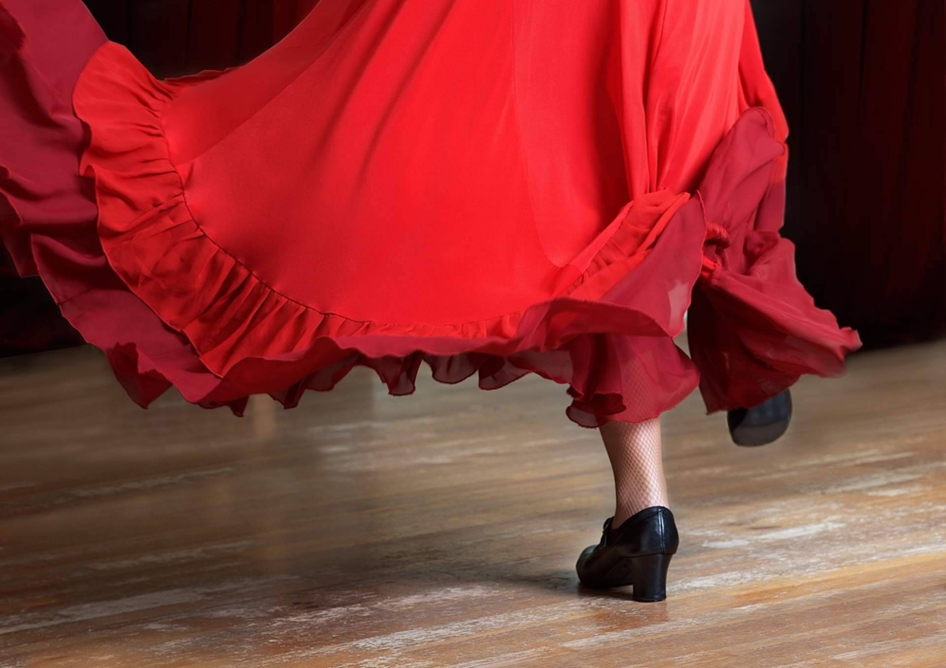 Viva La Feria y la comodidad y elegancia con sus faldas de baile flamenco