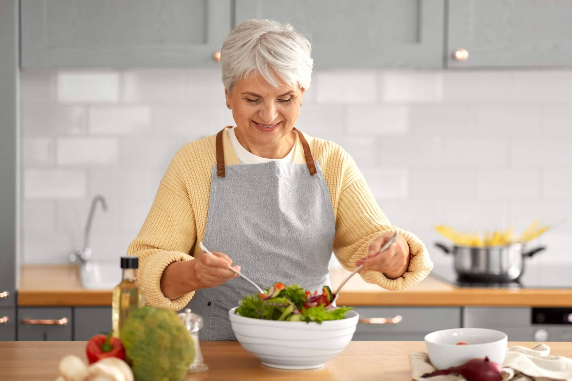 Los excesos del verano pueden dejarse atrás con una alimentación equilibrada y Binarval Plus Z