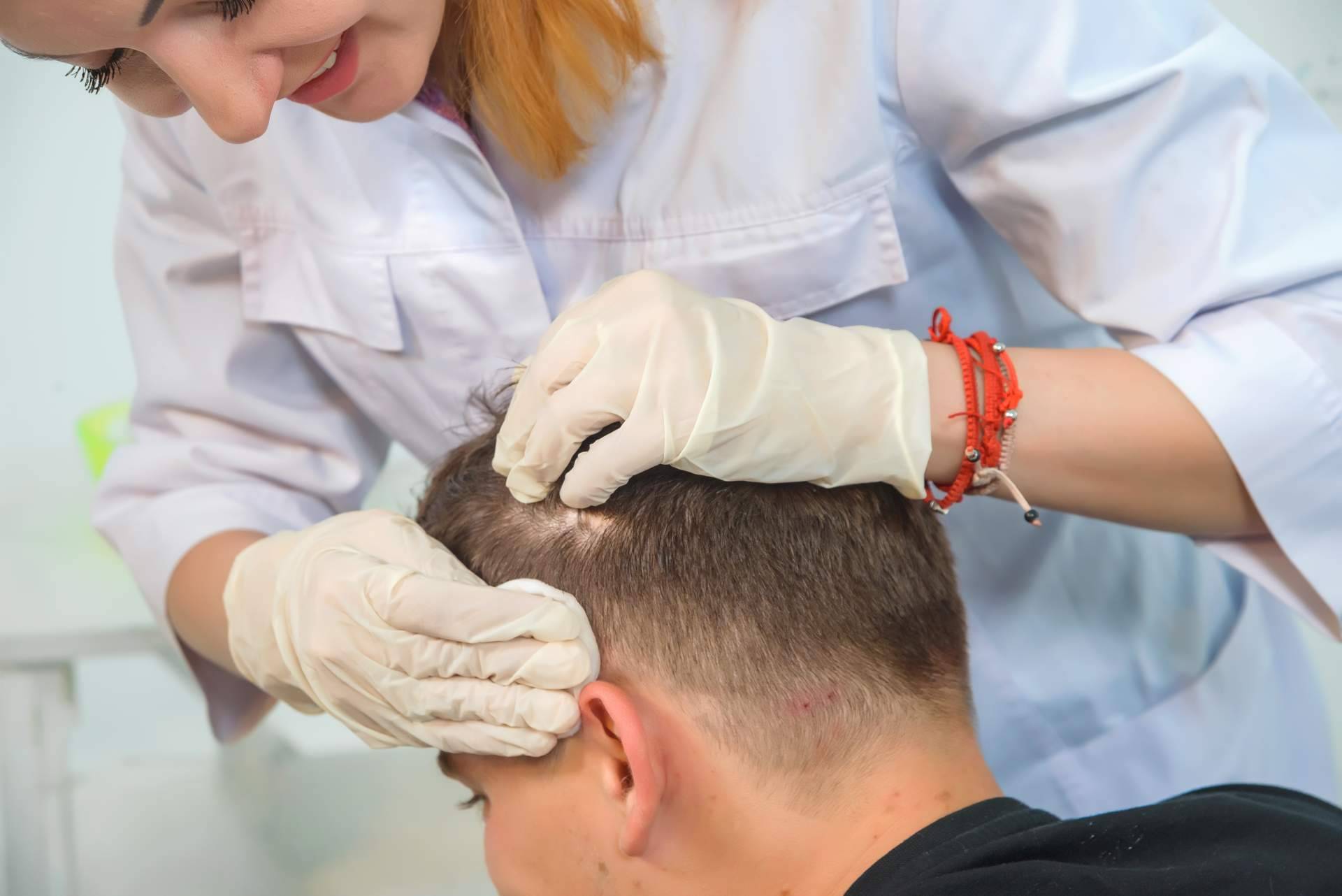 Tratamientos de mesoterapia para el cabello con Capilar Innovation Clinic, con el doctor Jesus Anibal Mora